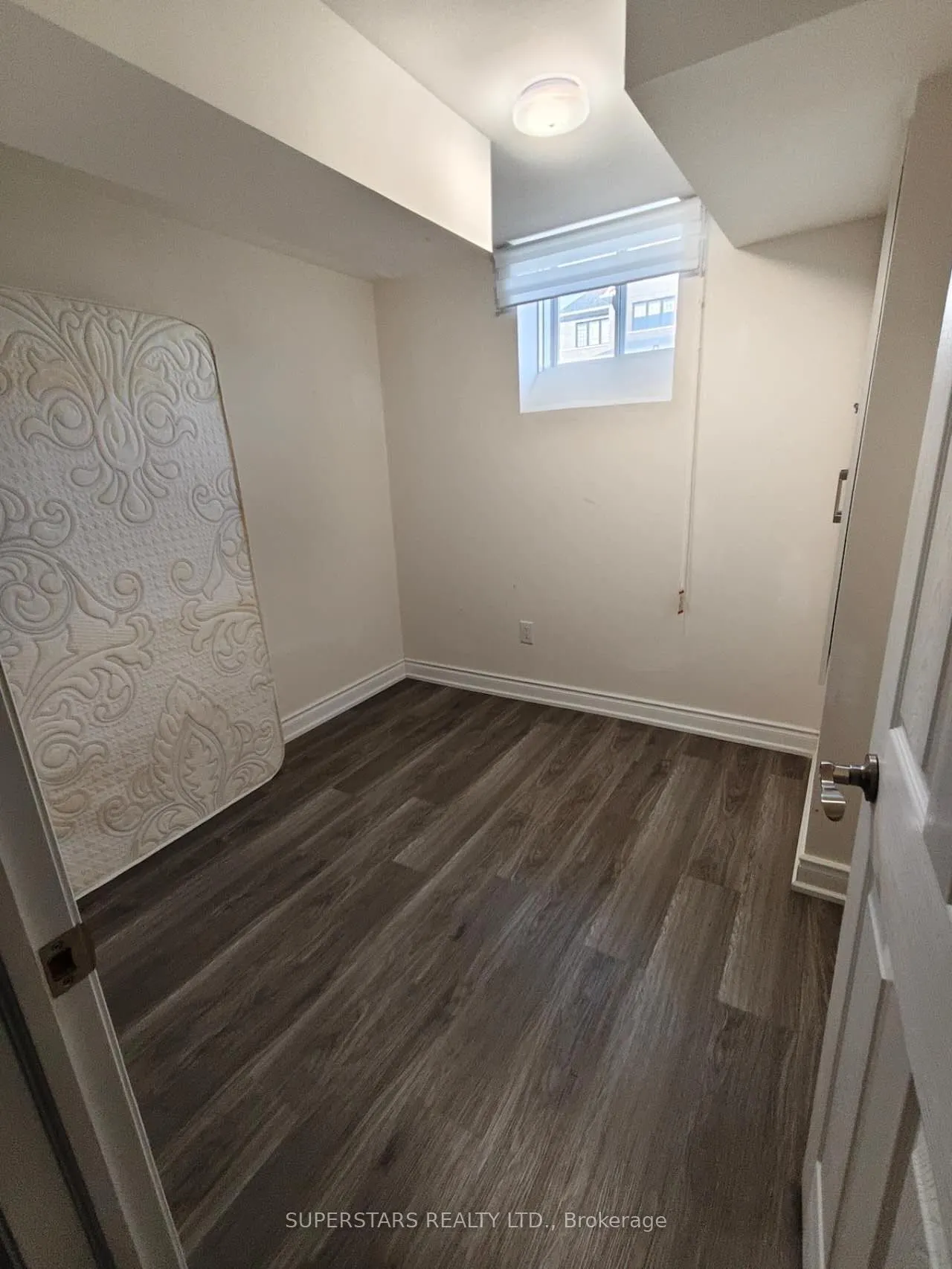 93 Jinnah Avenue #Basement