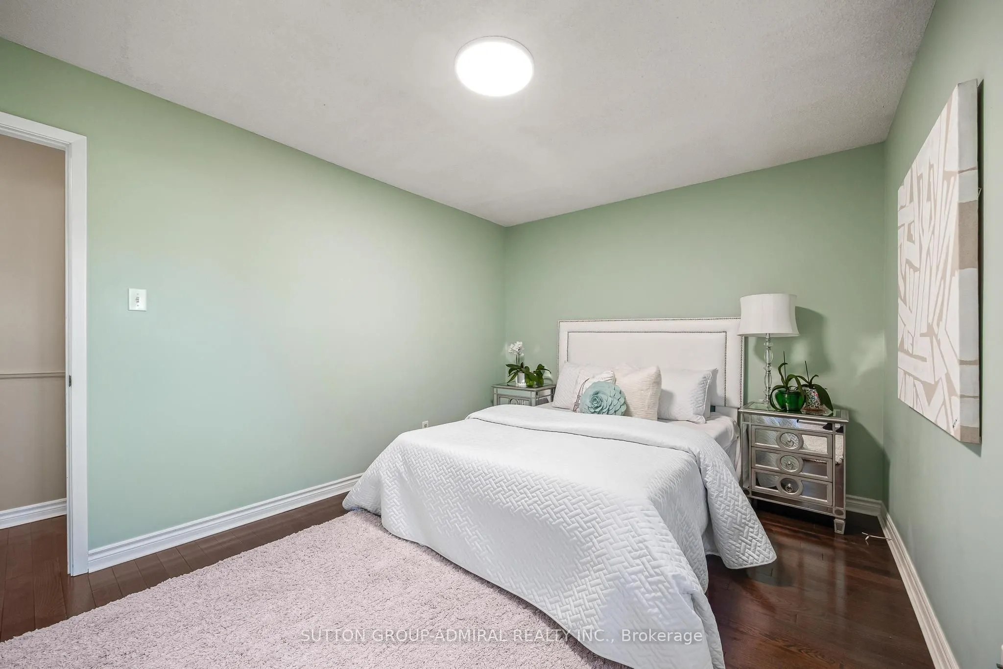 49 Hetherington Crescent