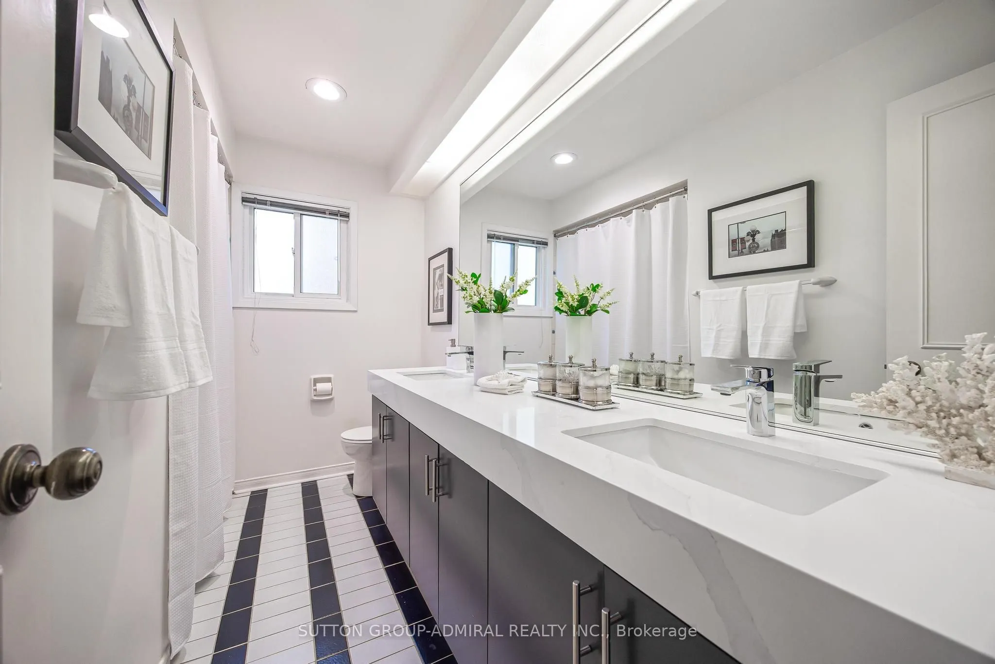 49 Hetherington Crescent