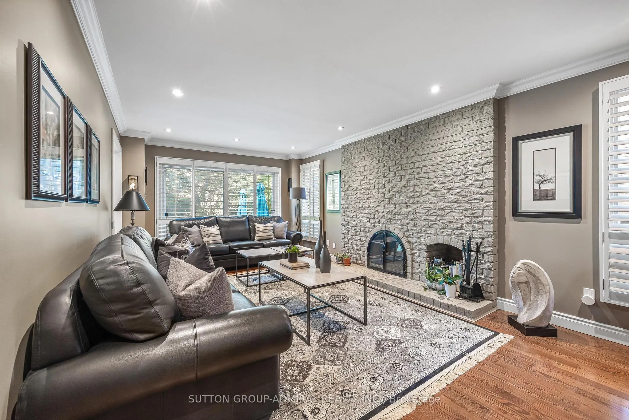 49 Hetherington Crescent