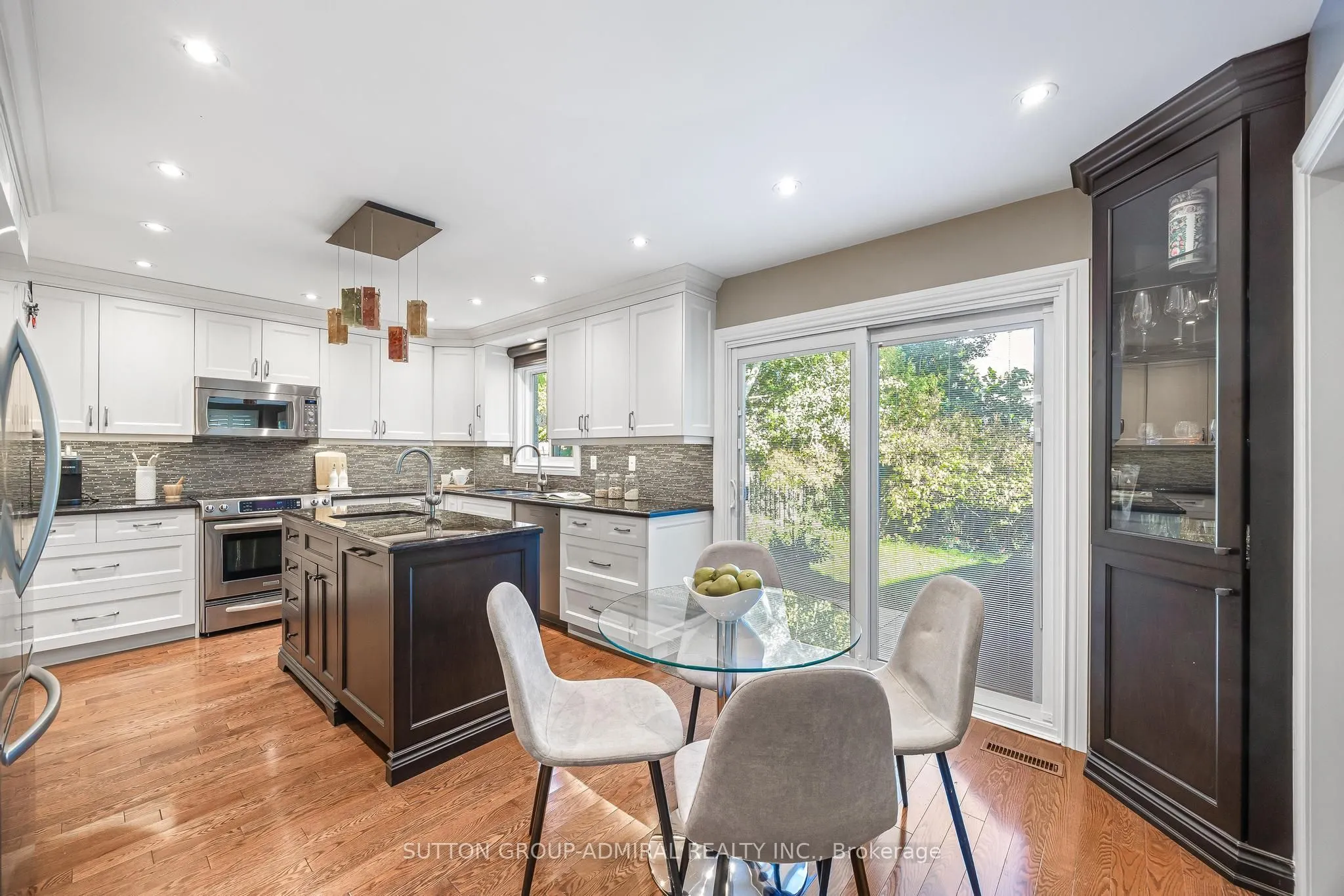 49 Hetherington Crescent