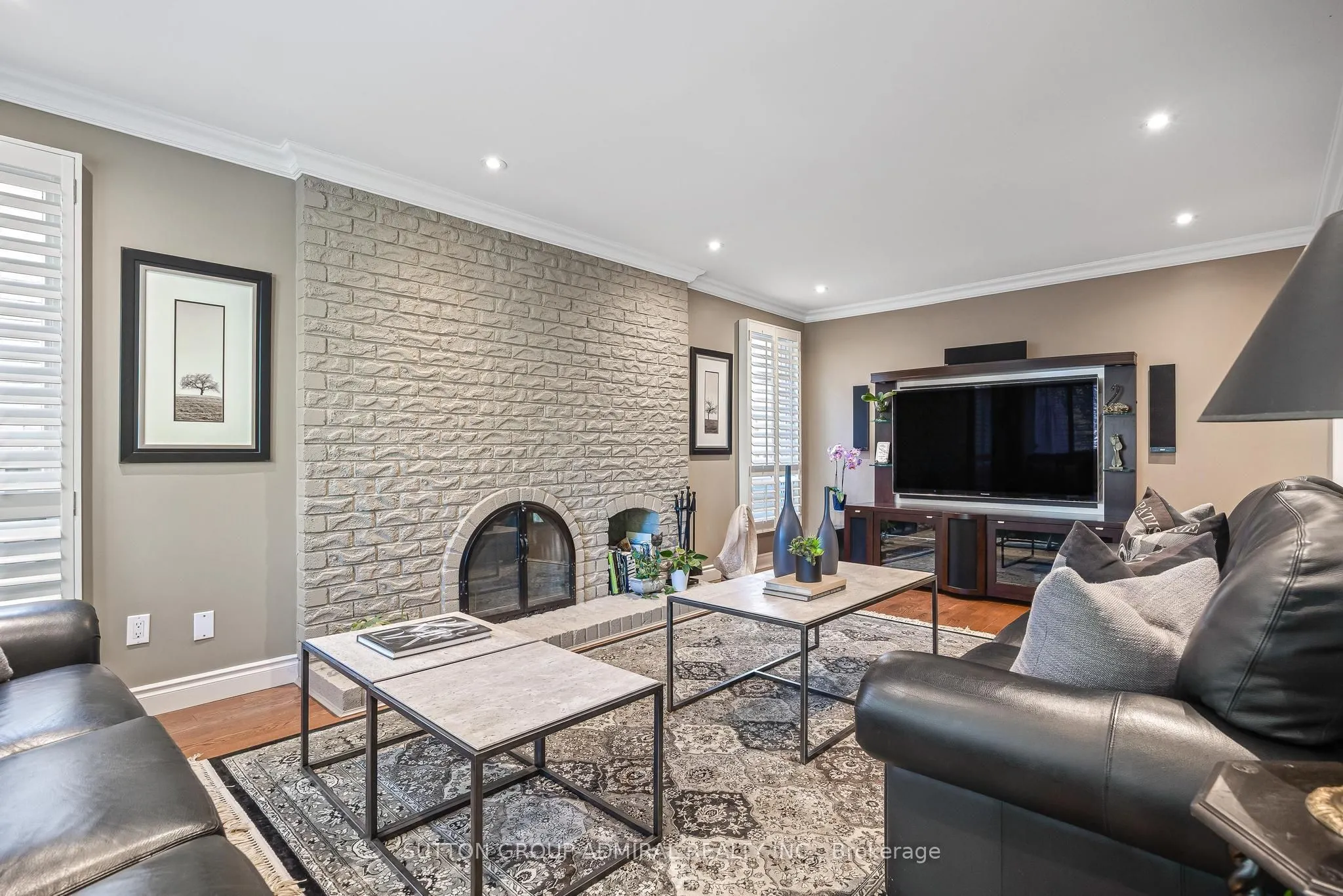 49 Hetherington Crescent