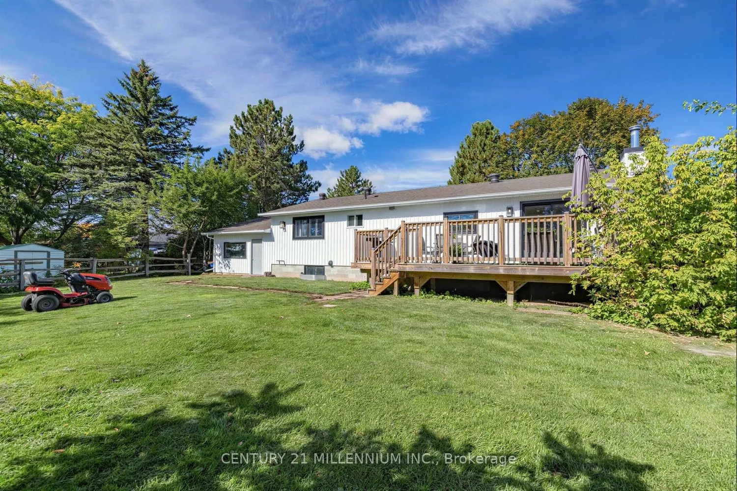35 Cloverhill Crescent