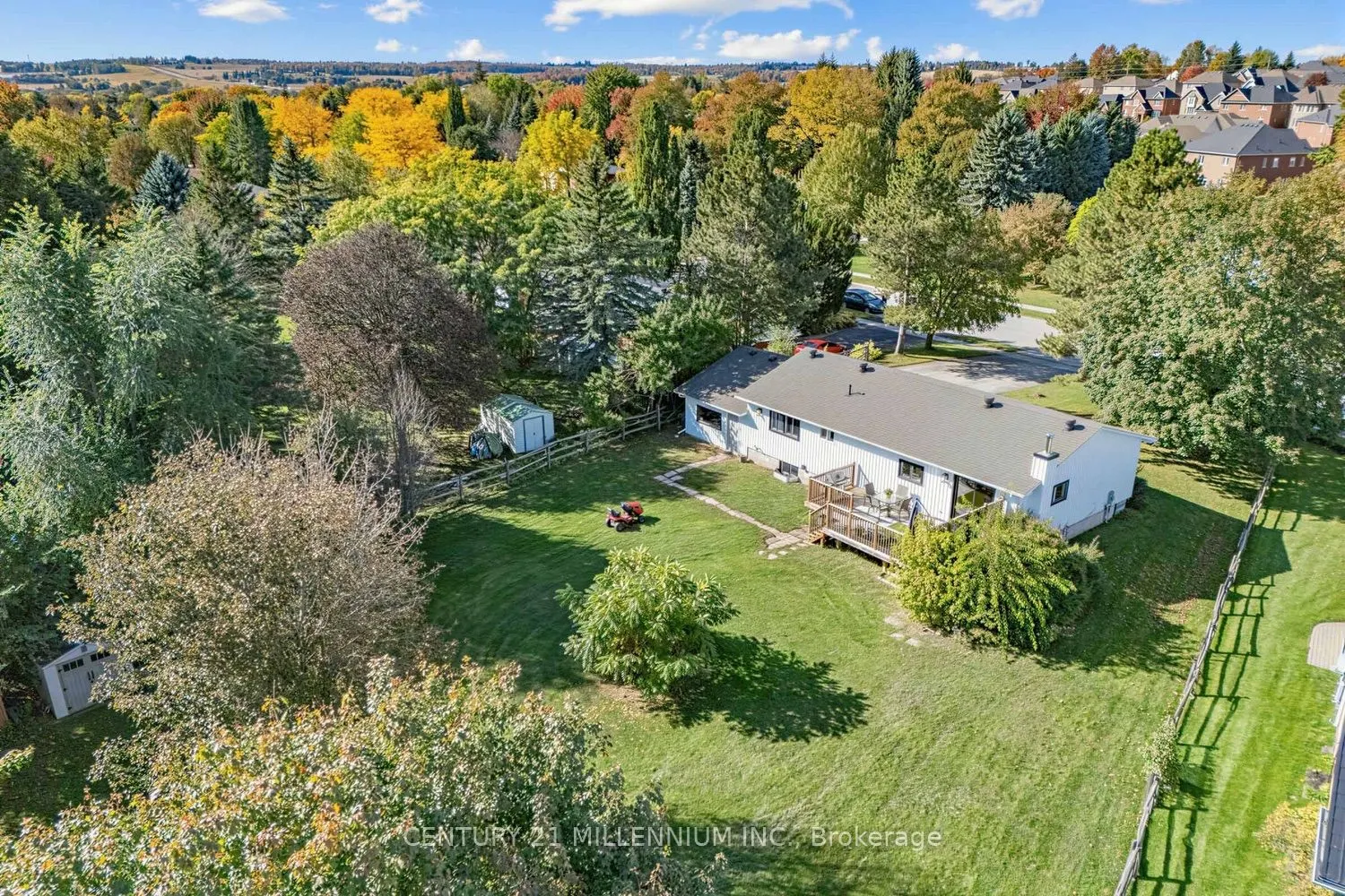 35 Cloverhill Crescent