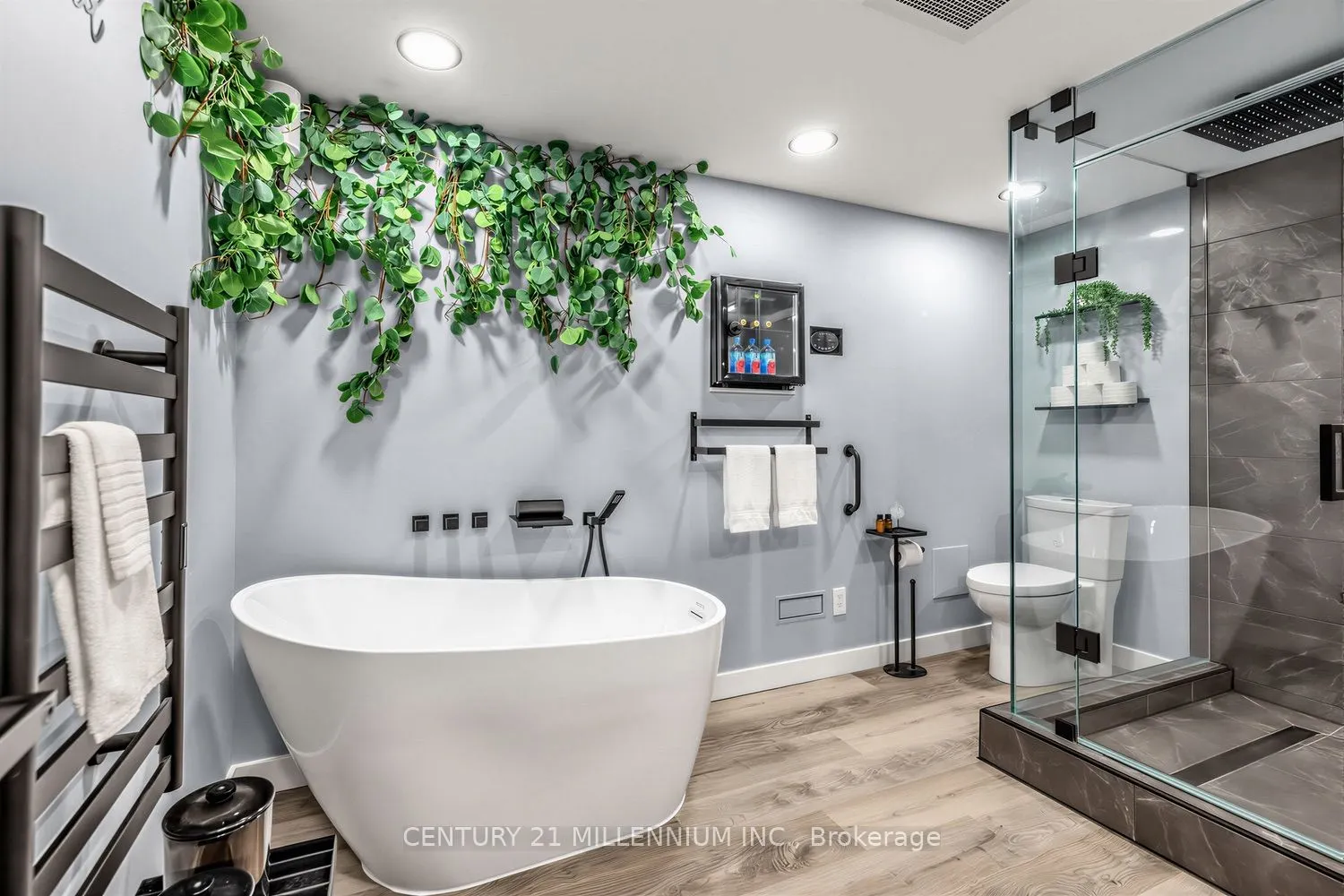 35 Cloverhill Crescent