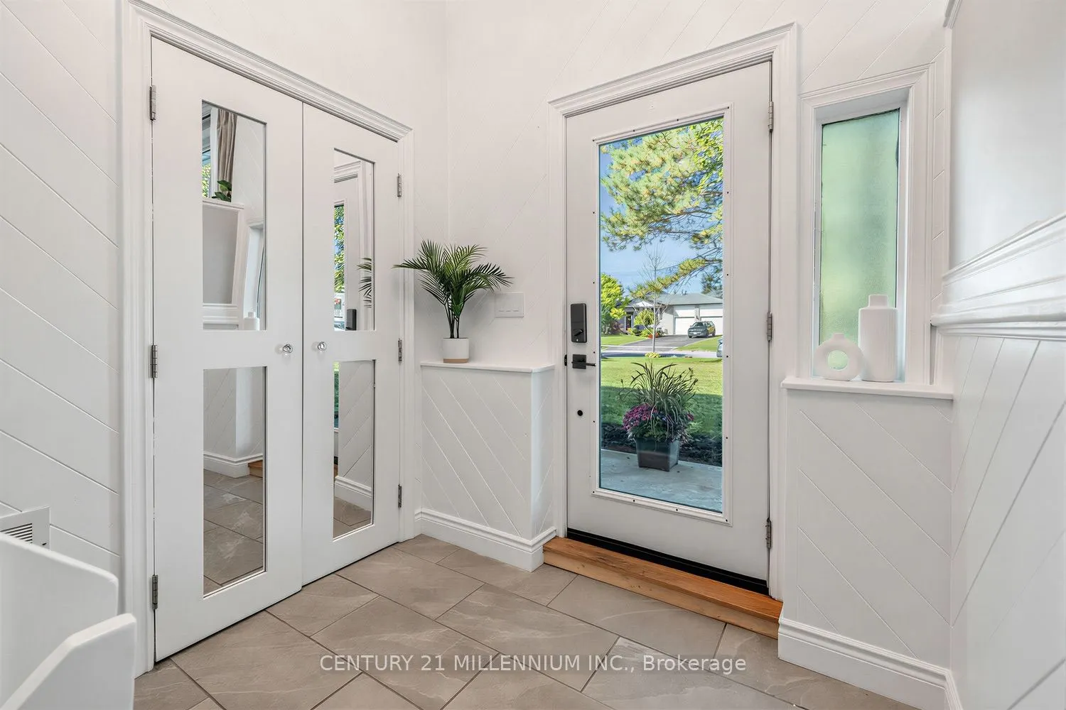 35 Cloverhill Crescent