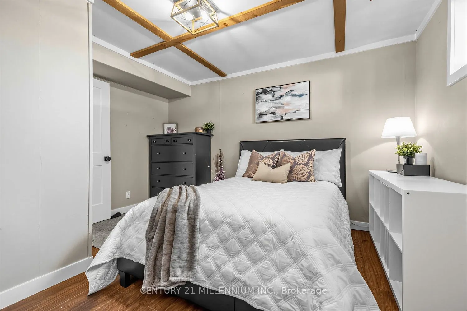 35 Cloverhill Crescent