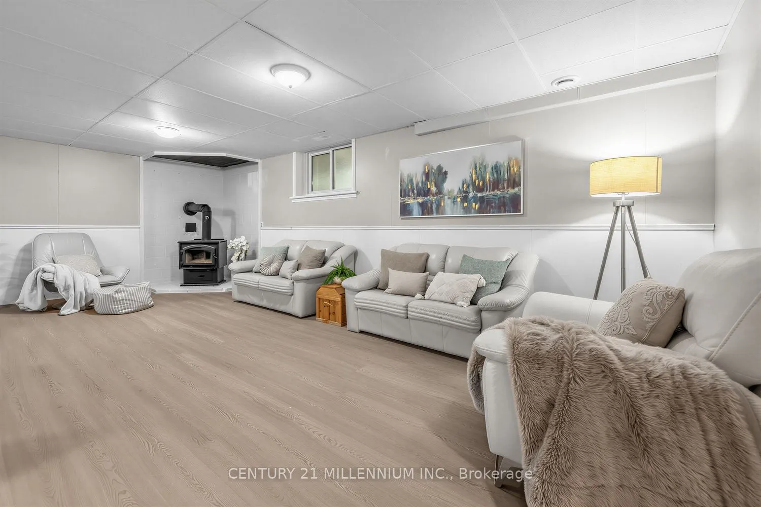 35 Cloverhill Crescent