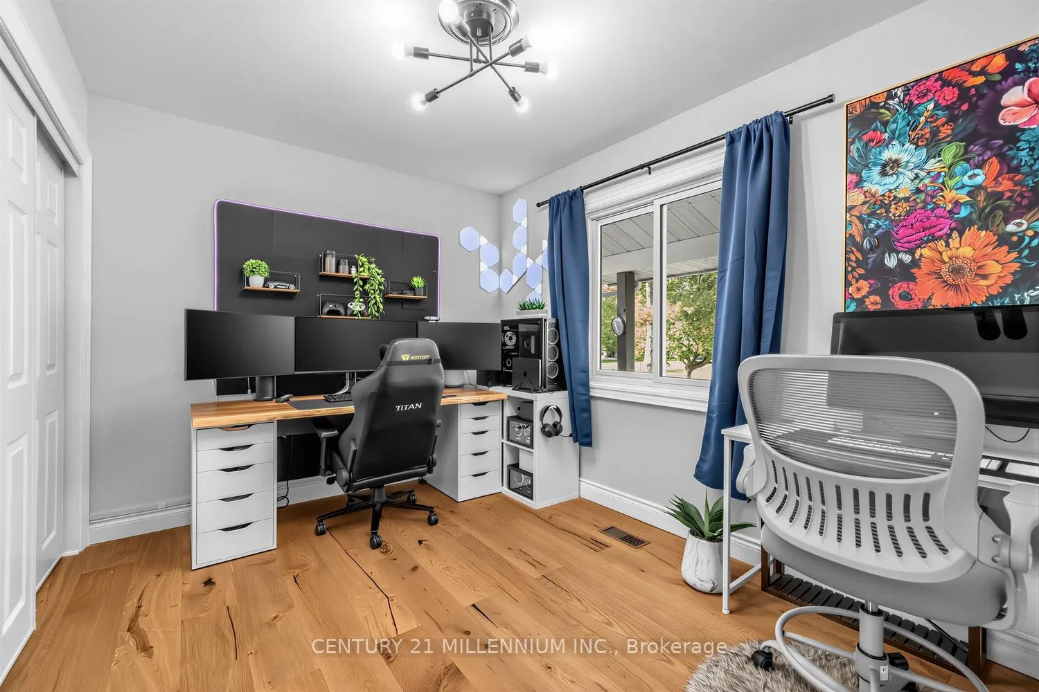 35 Cloverhill Crescent