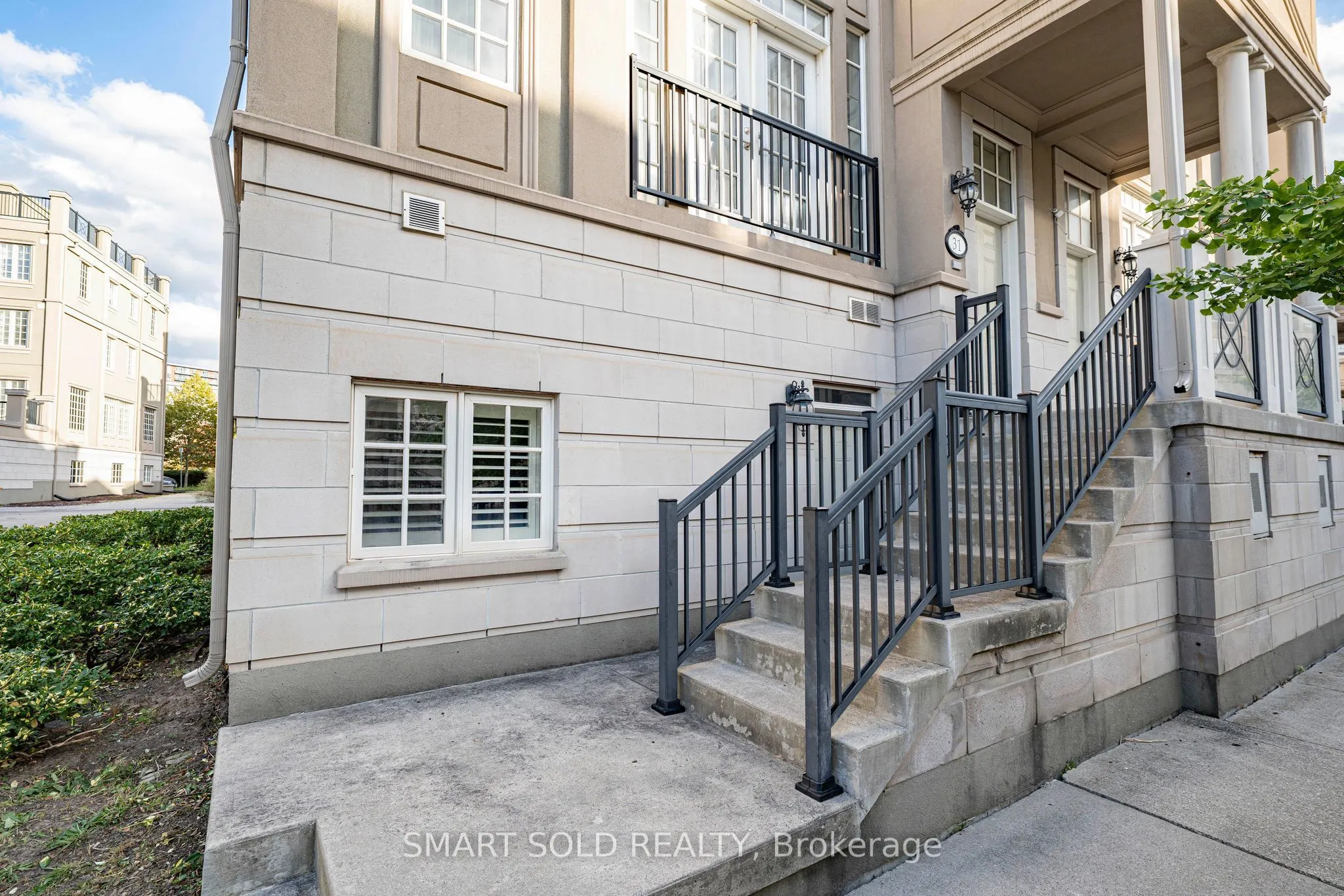 31 Lord Durham Road