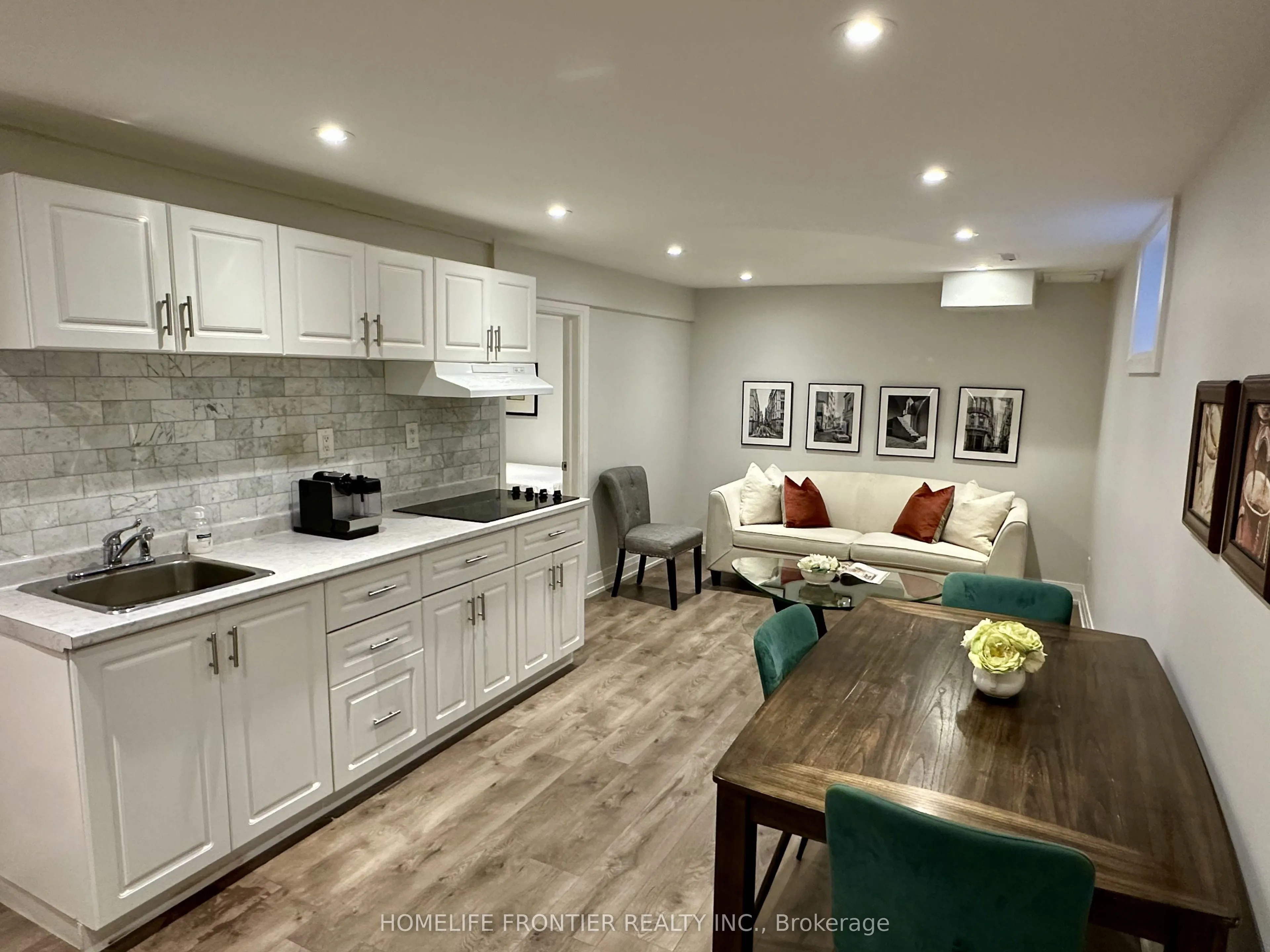 29 Constellation Crescent #Lower