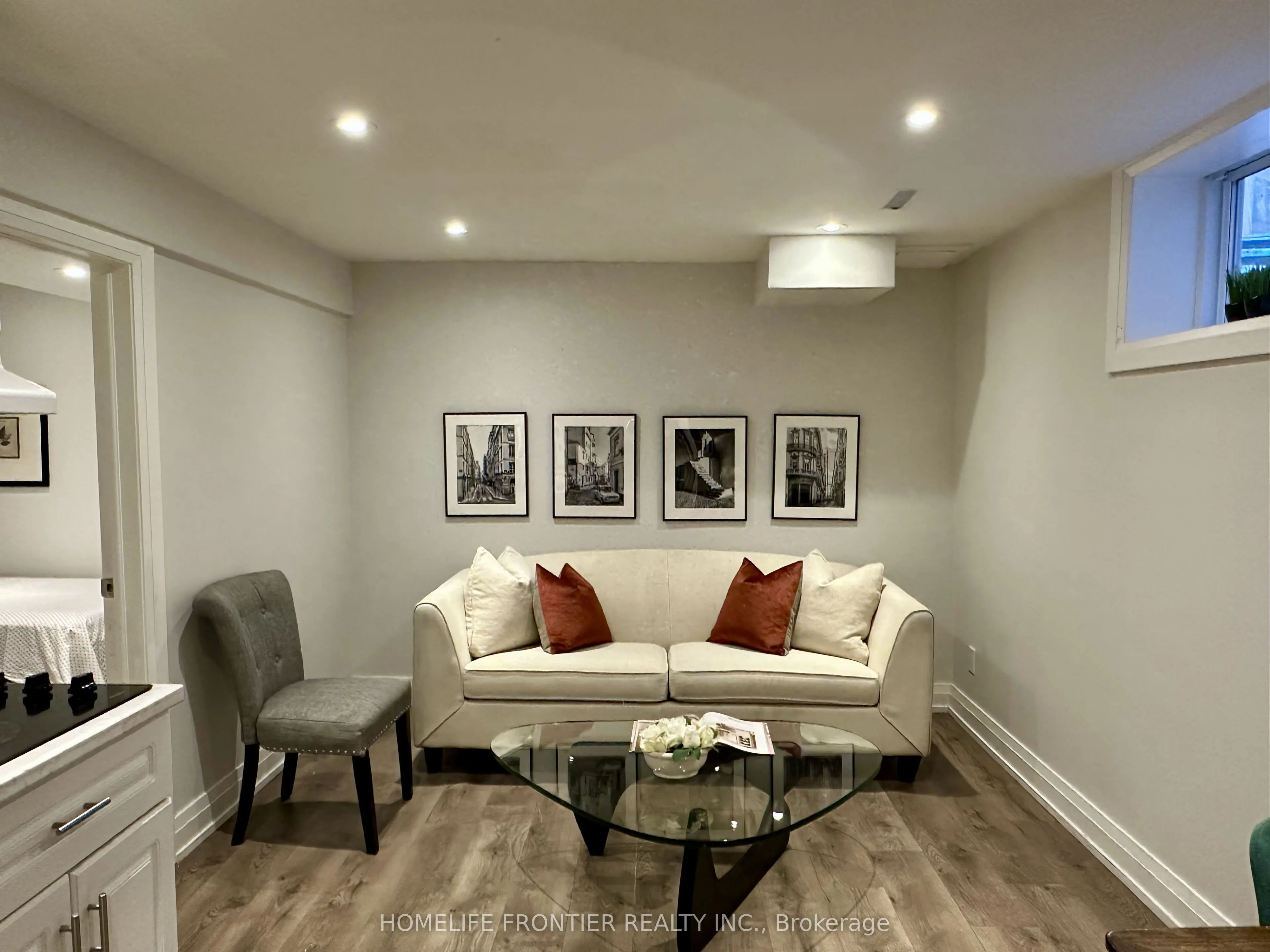 29 Constellation Crescent #Lower