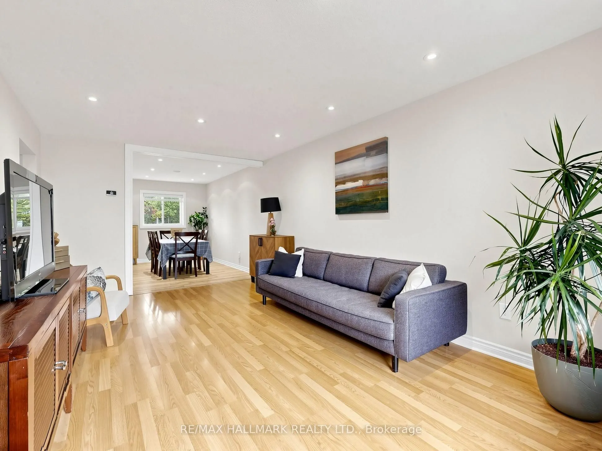 282 Royal Orchard Boulevard #13