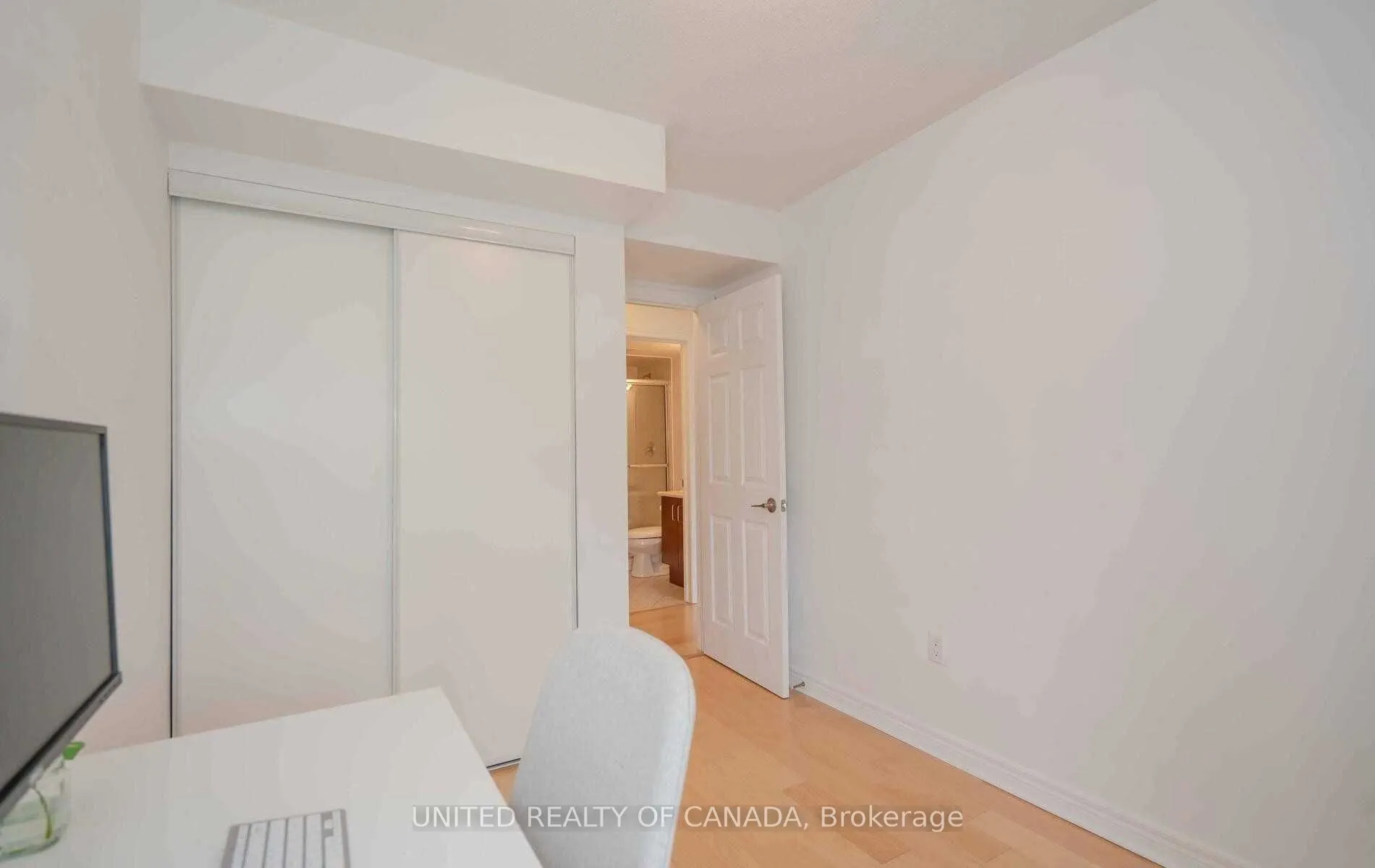 312 John Street #330