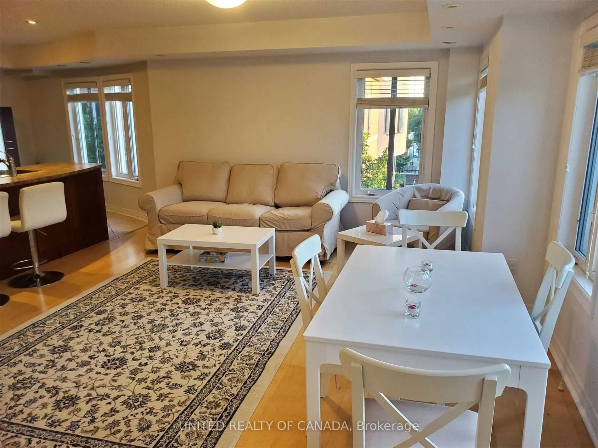 312 John Street #330