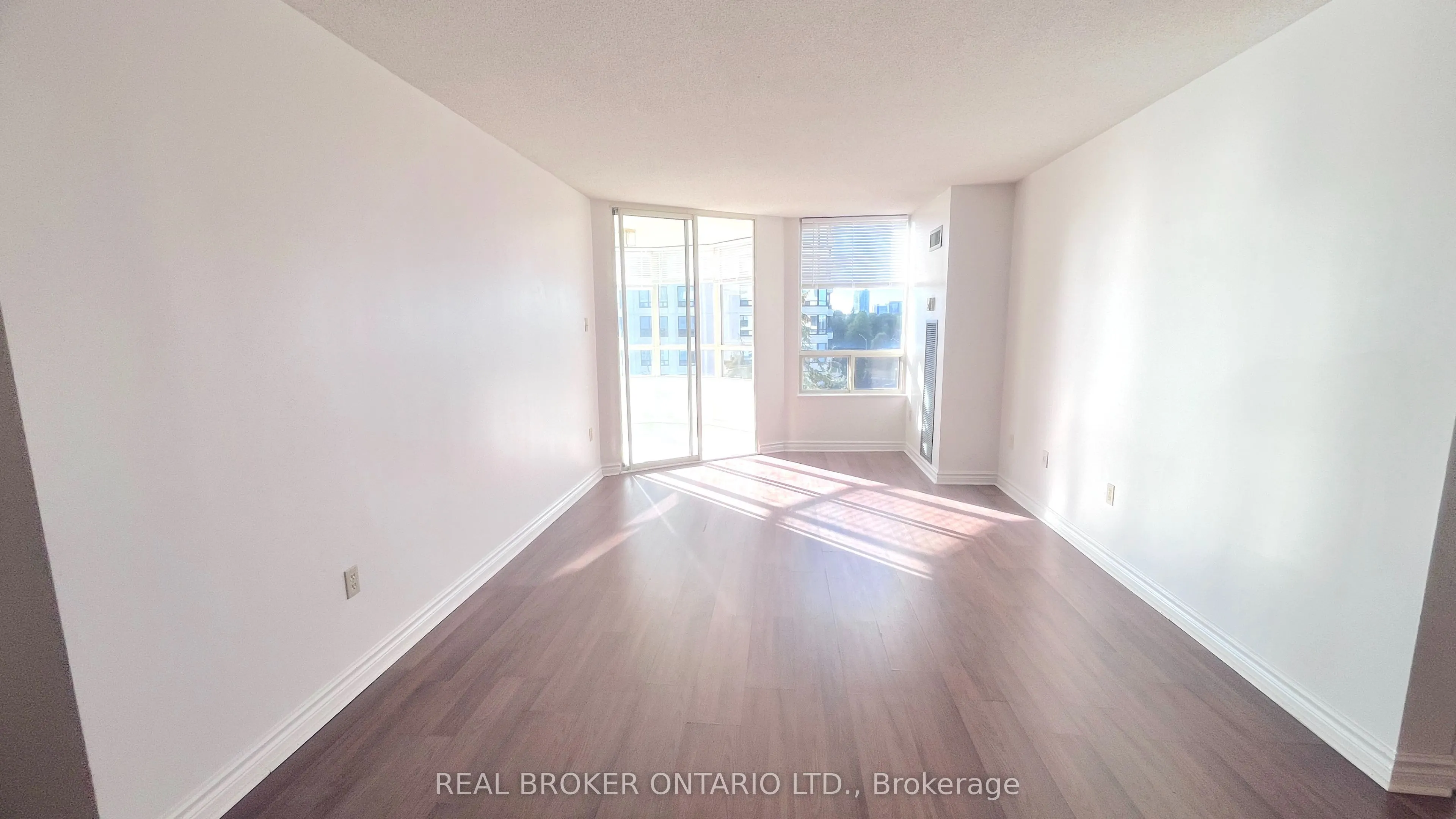 333 Clark Avenue W #509