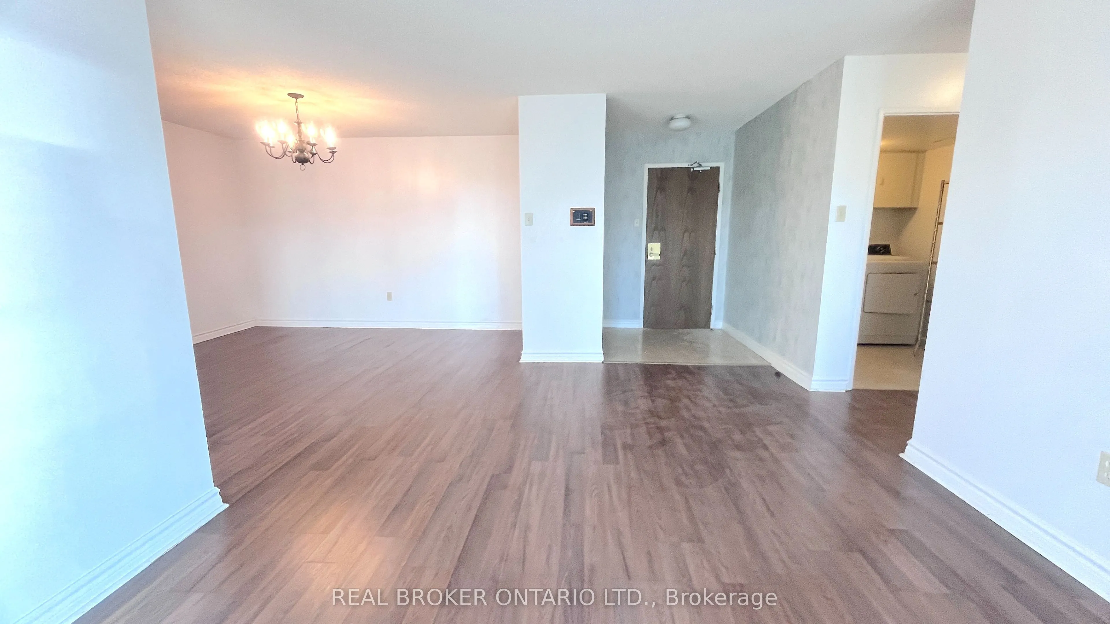 333 Clark Avenue W #509