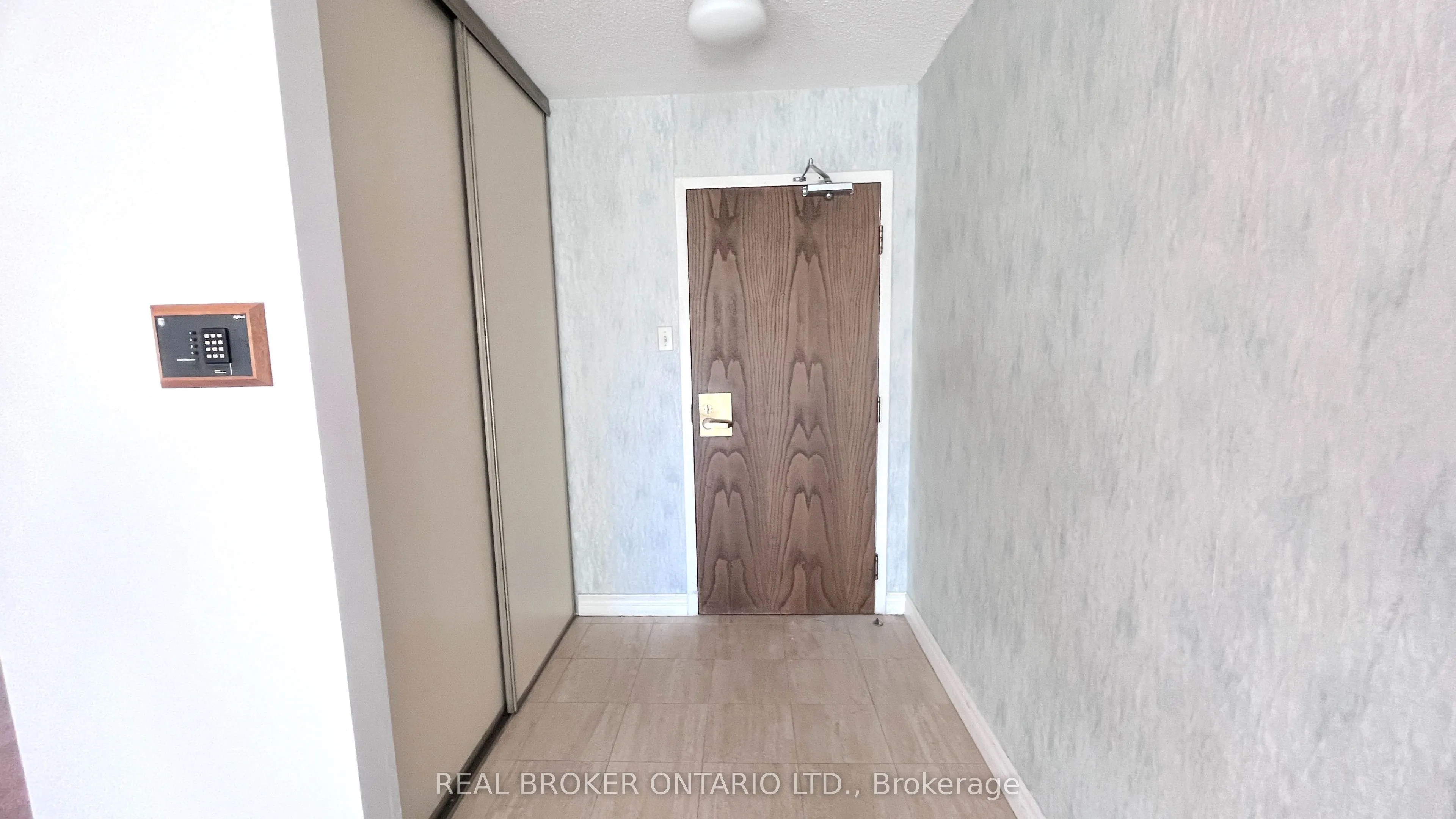 333 Clark Avenue W #509