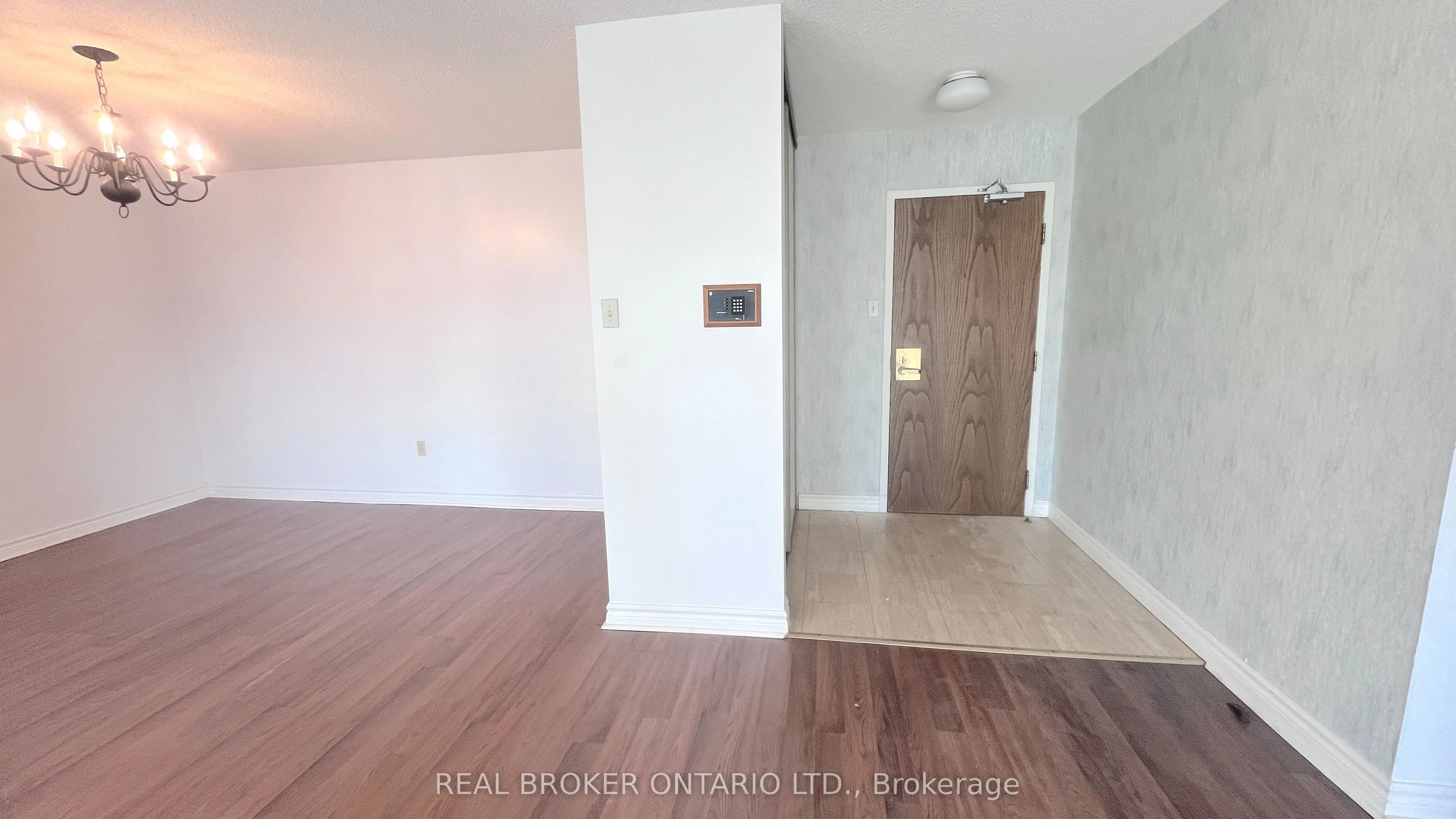 333 Clark Avenue W #509