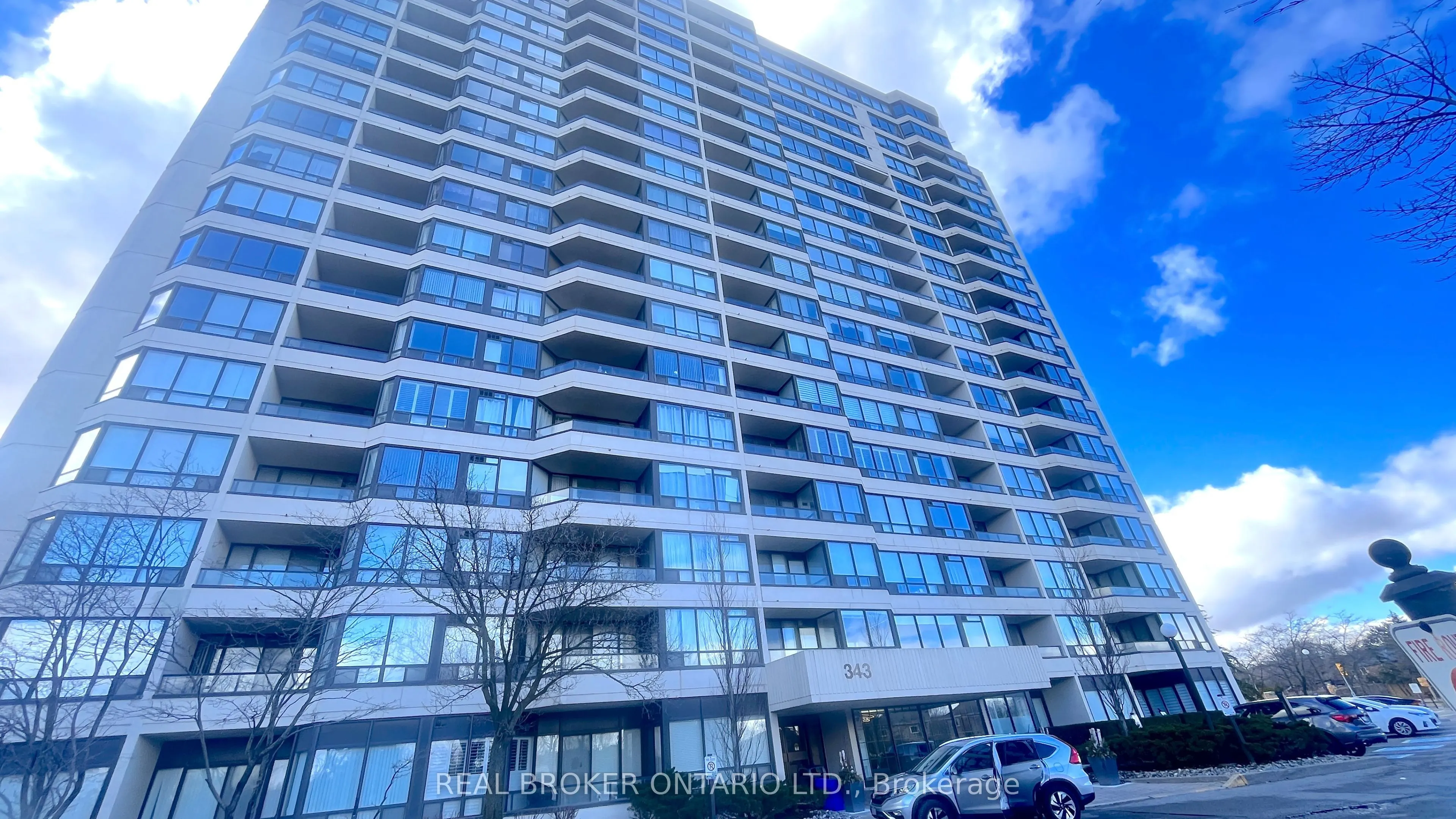 343 clark Avenue W #1403