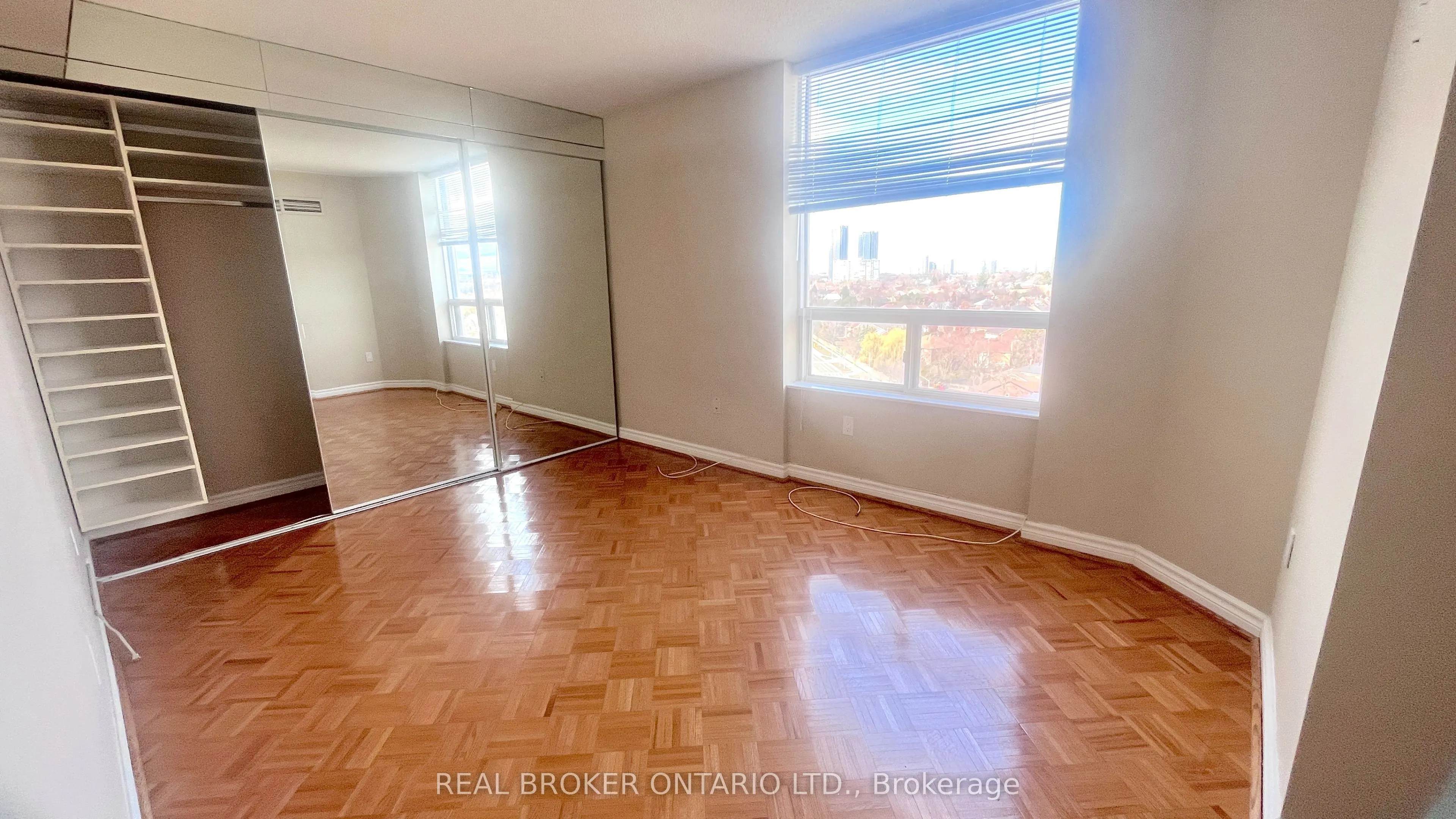 343 clark Avenue W #1403