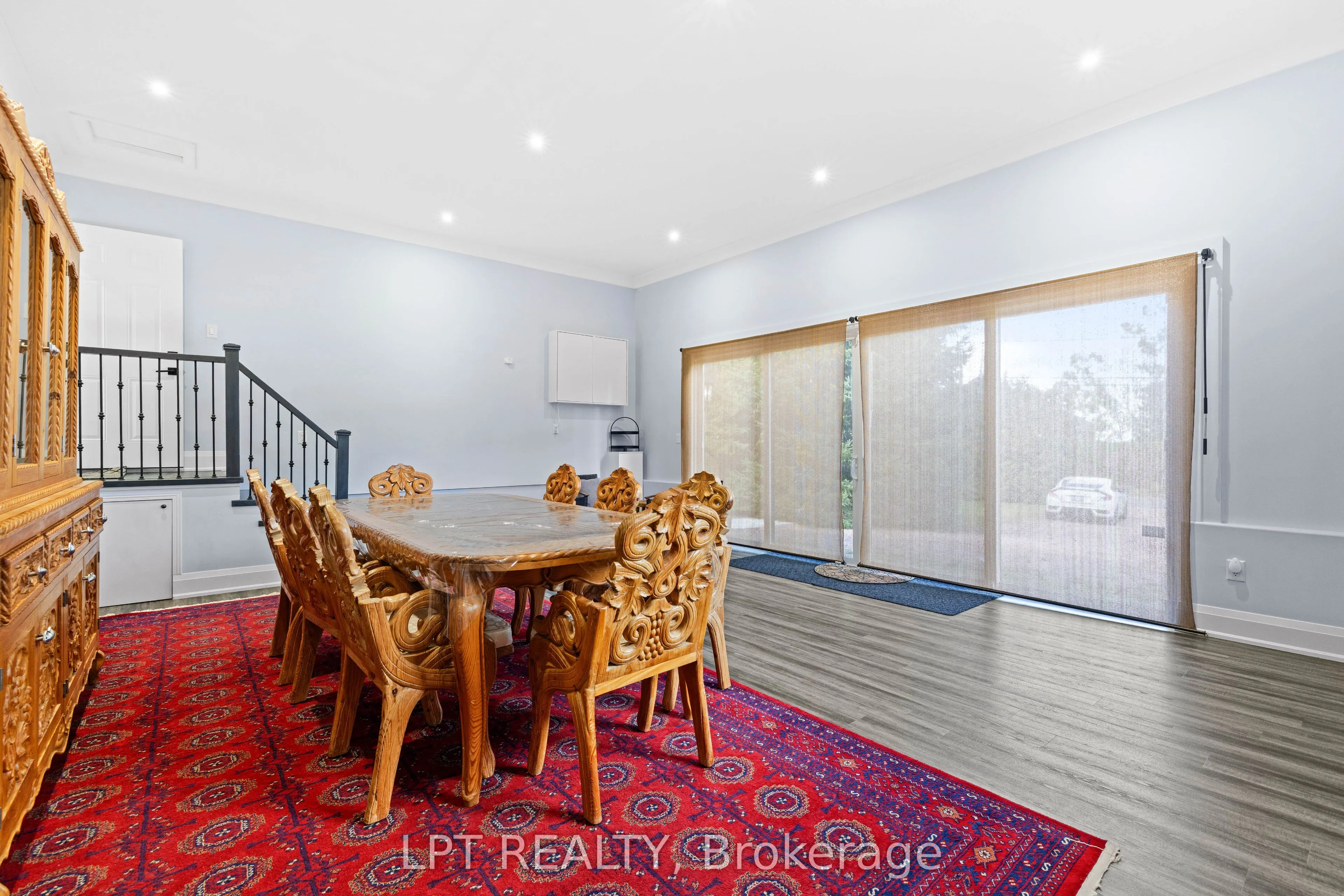 177 Hedge Road