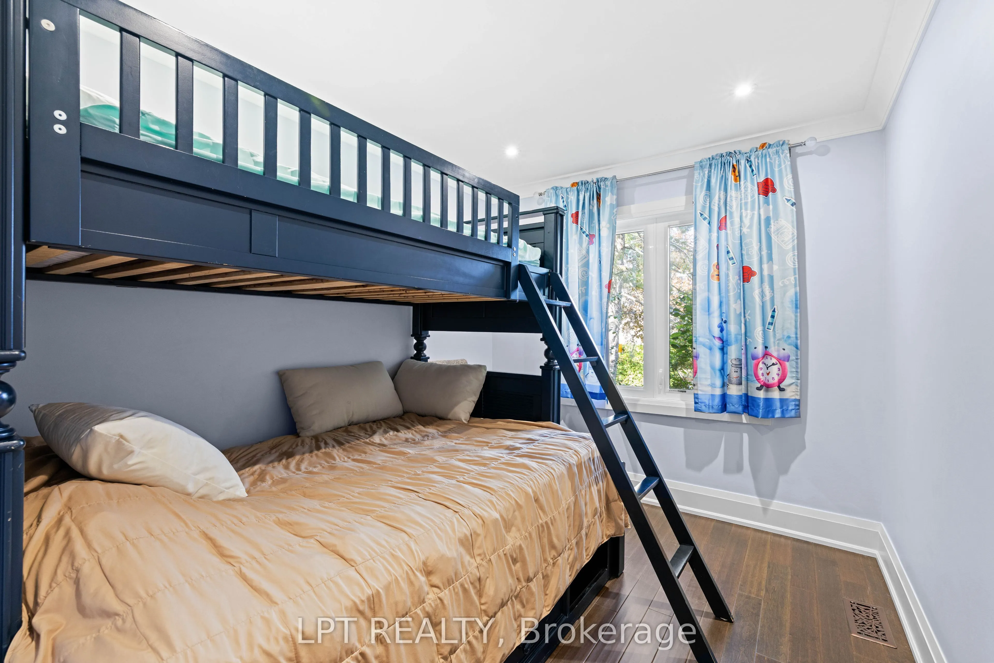 177 Hedge Road