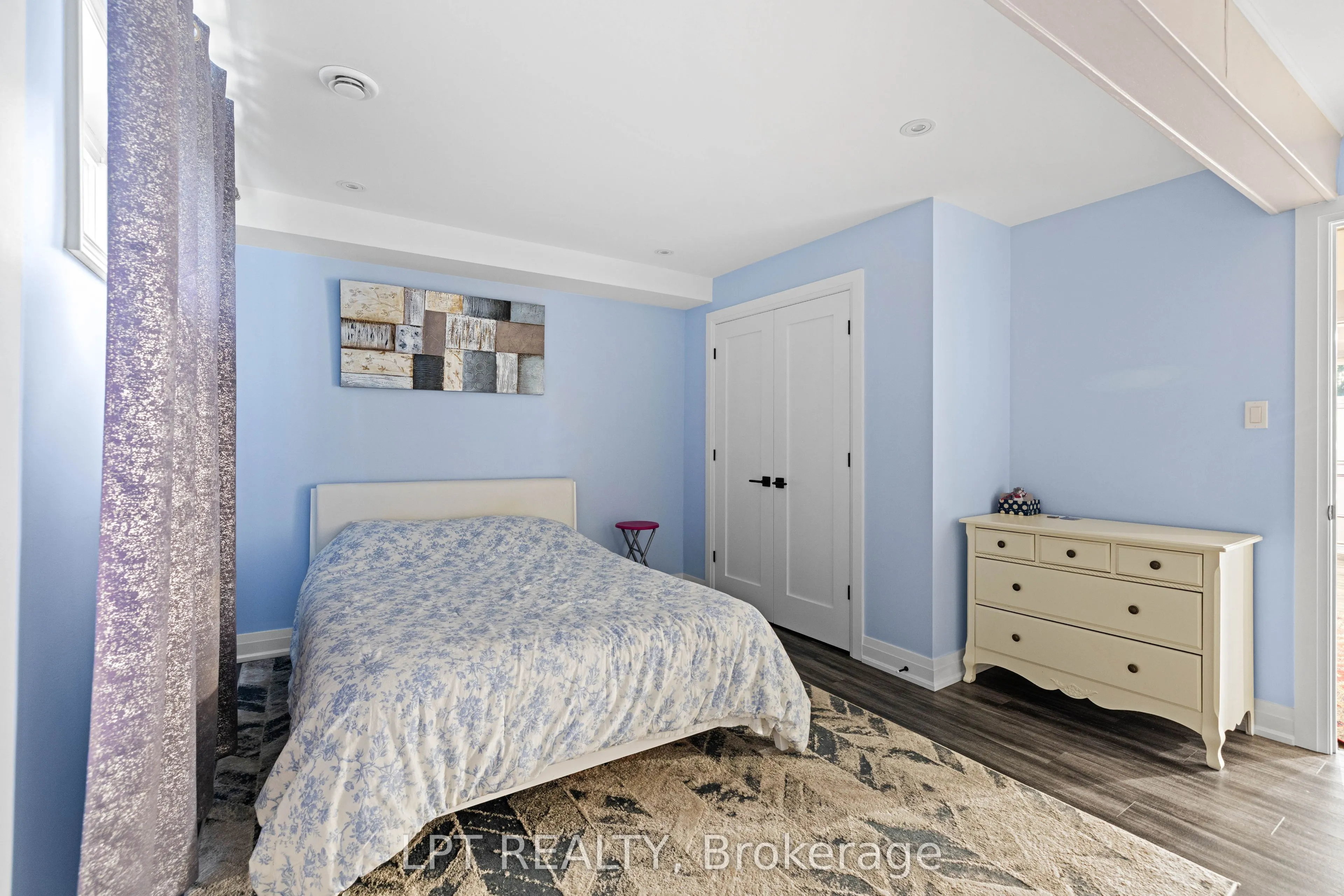 177 Hedge Road