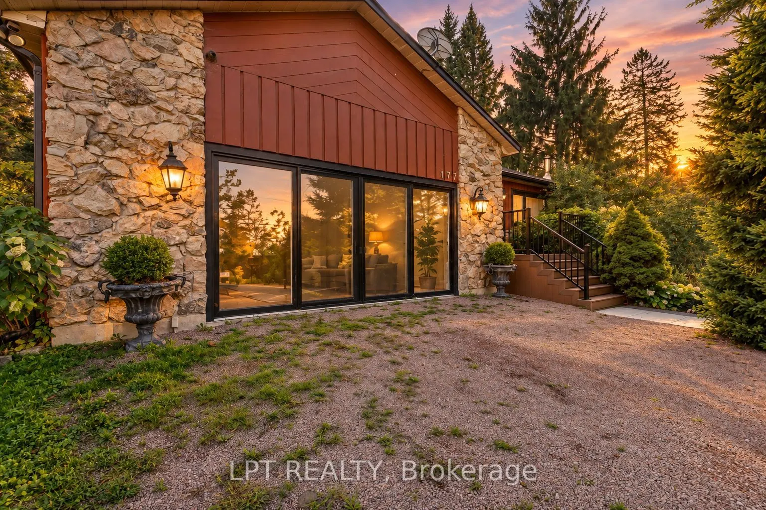 177 Hedge Road