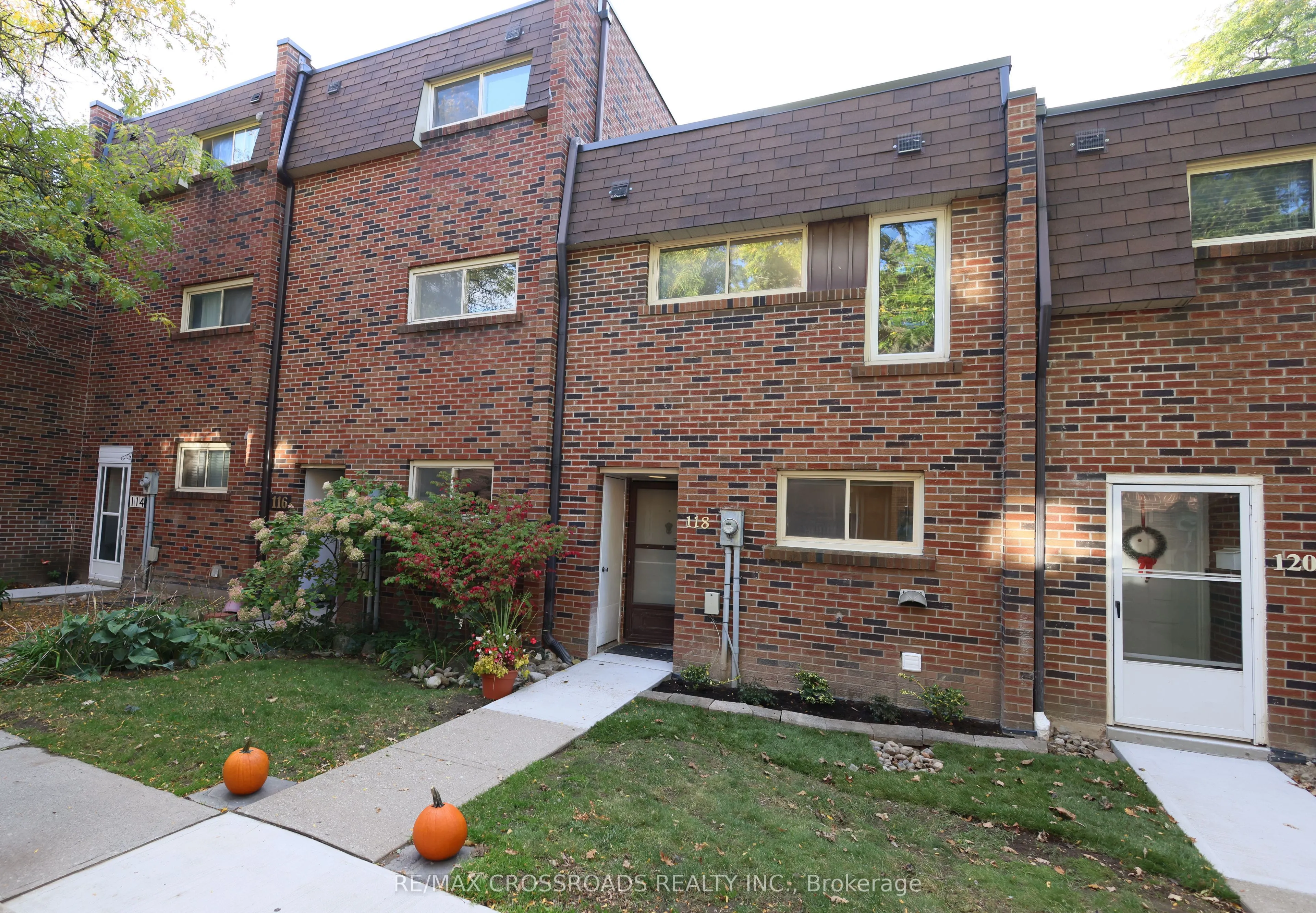 118 Wales Avenue #118