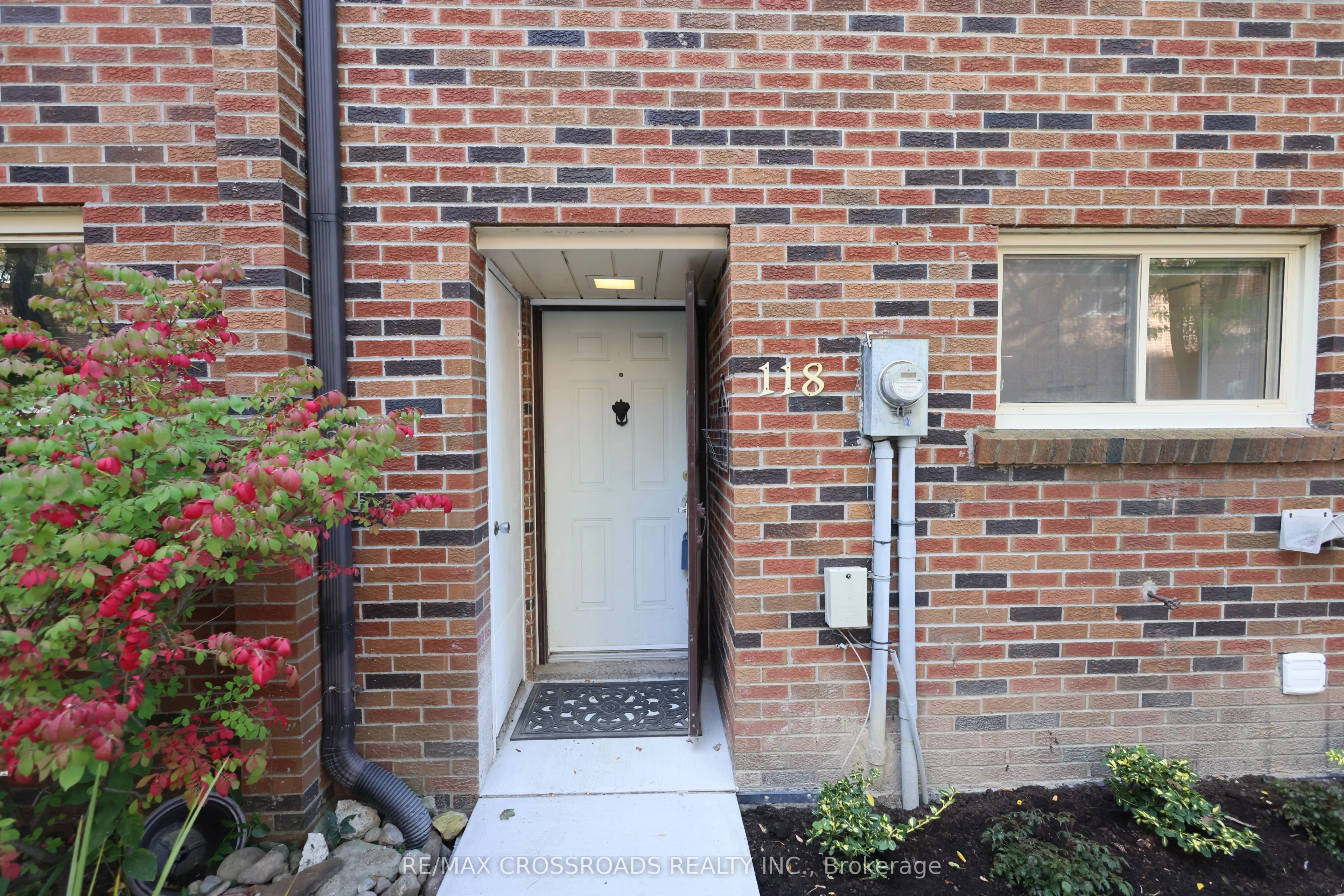 118 Wales Avenue #118