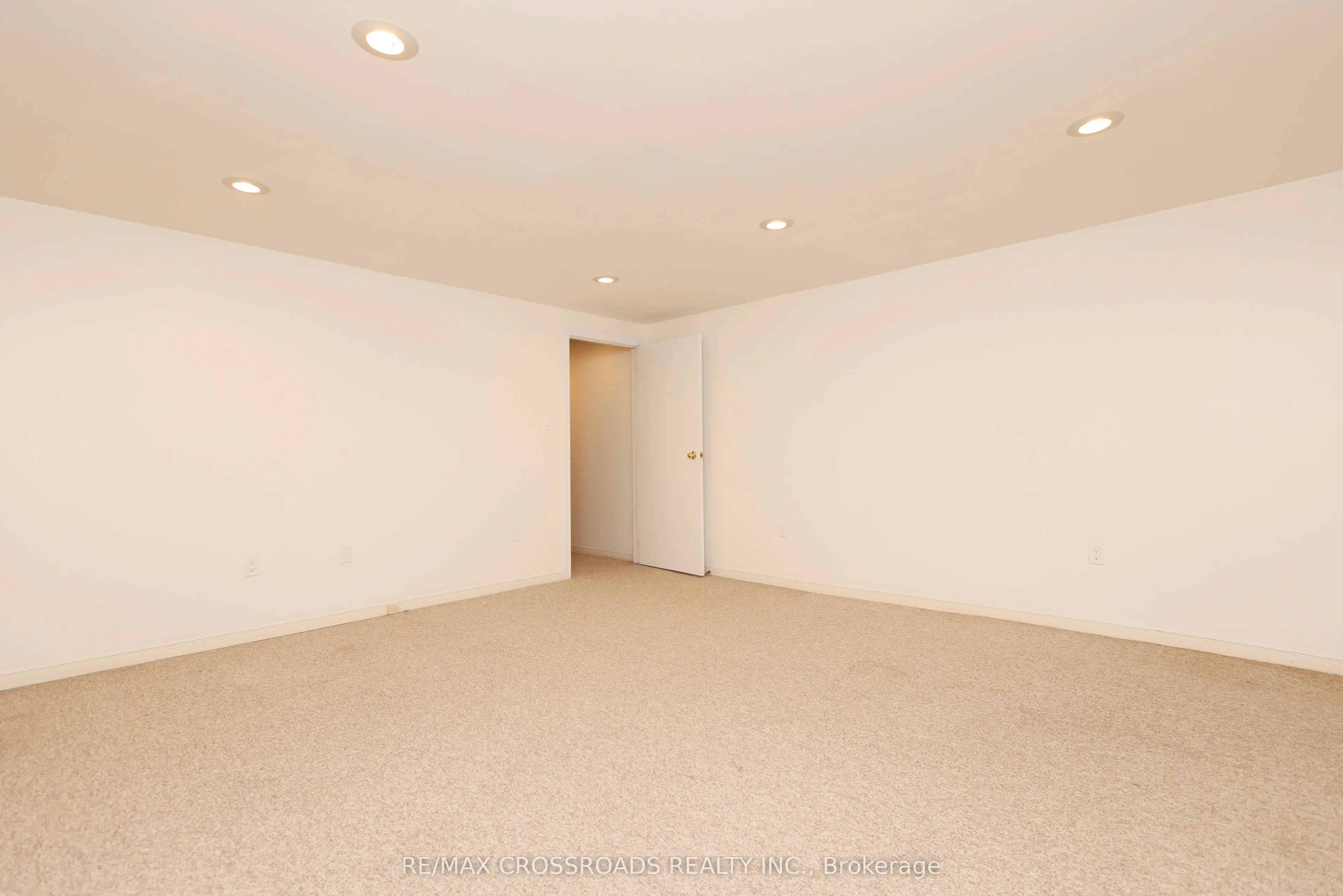 118 Wales Avenue #118