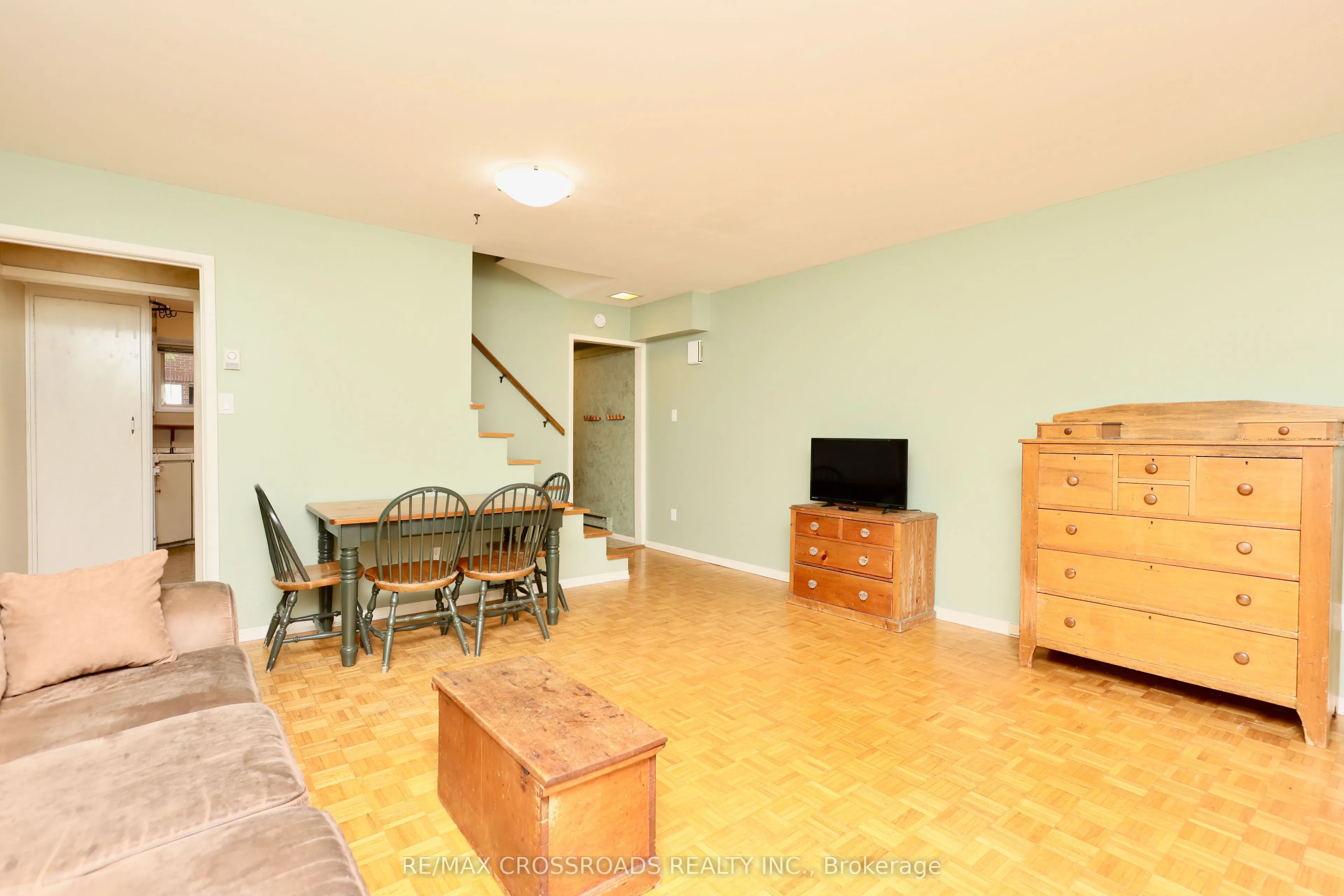 118 Wales Avenue #118