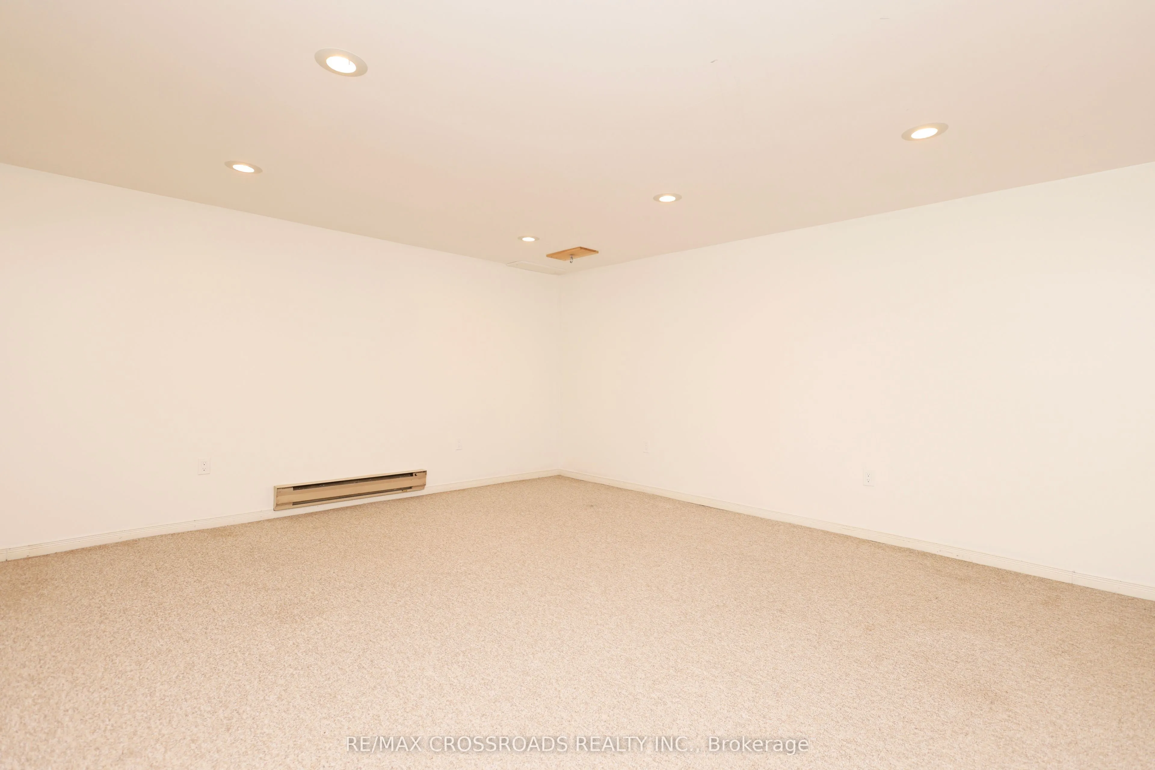 118 Wales Avenue #118