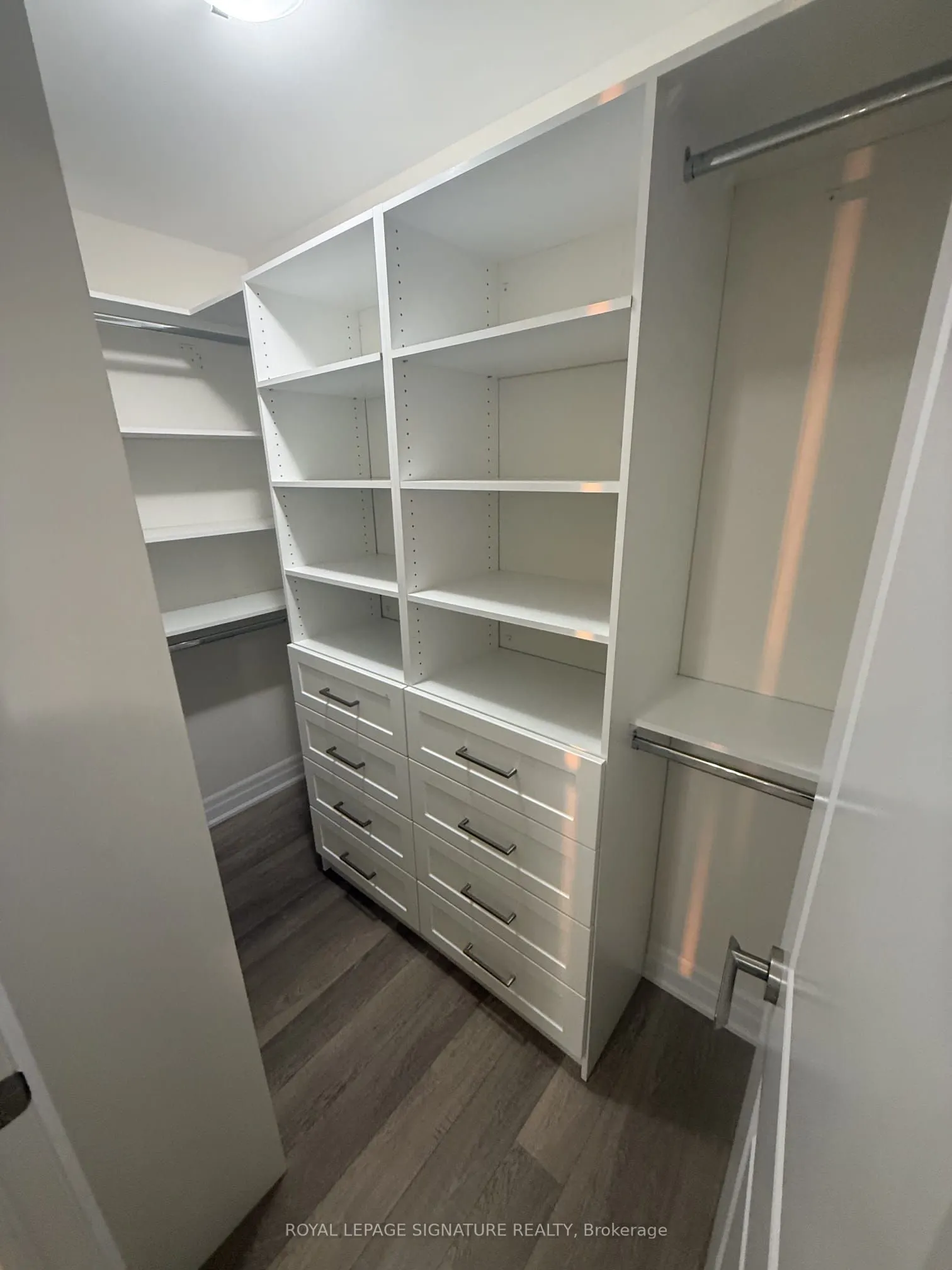 9085 Jane Street #610
