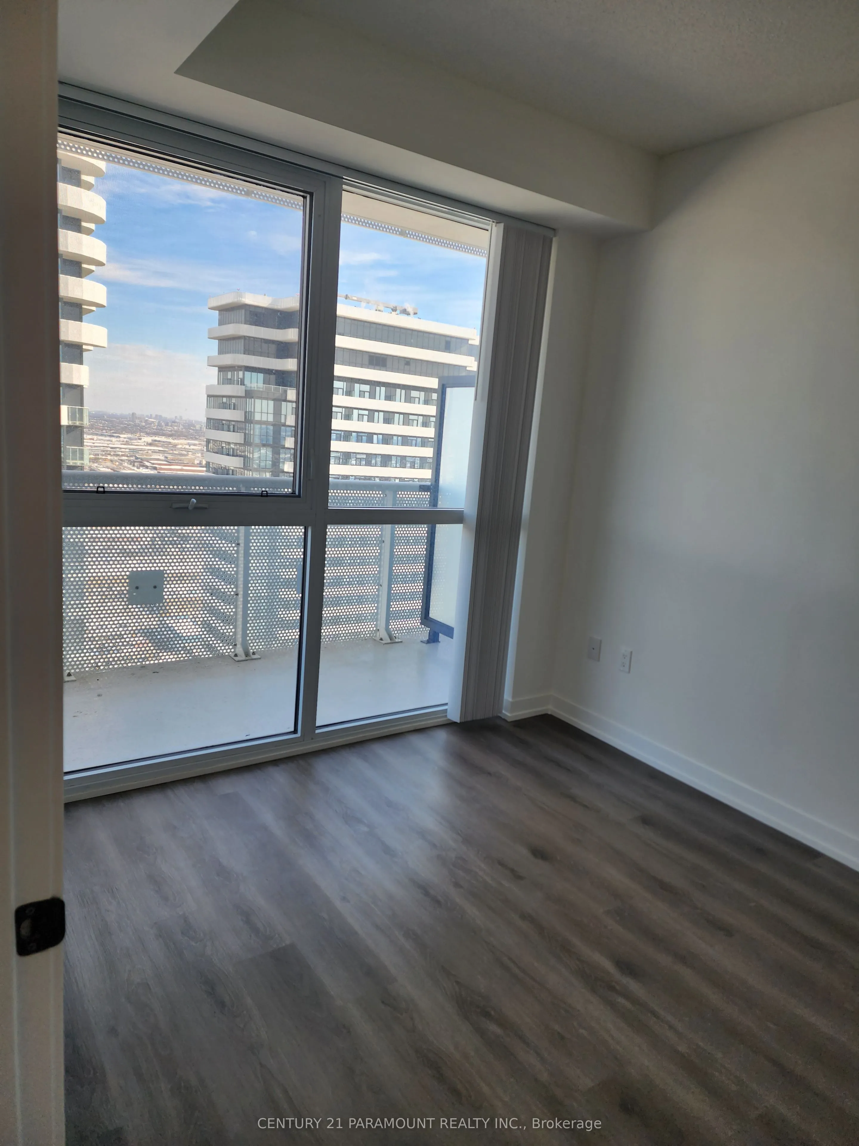 225 Commerce Street #4301