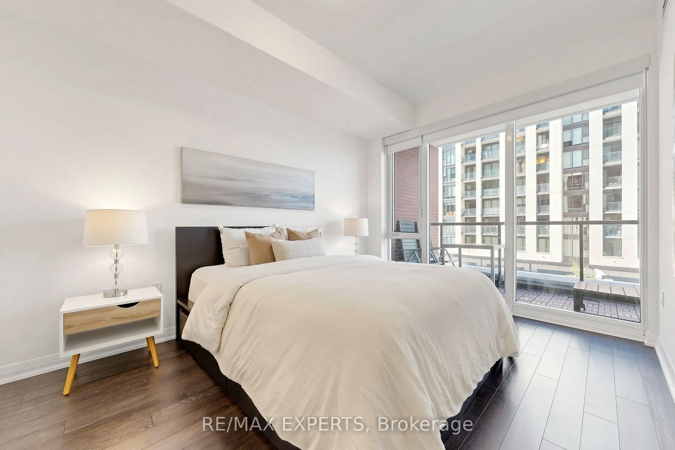99 Eagle Rock Way #302