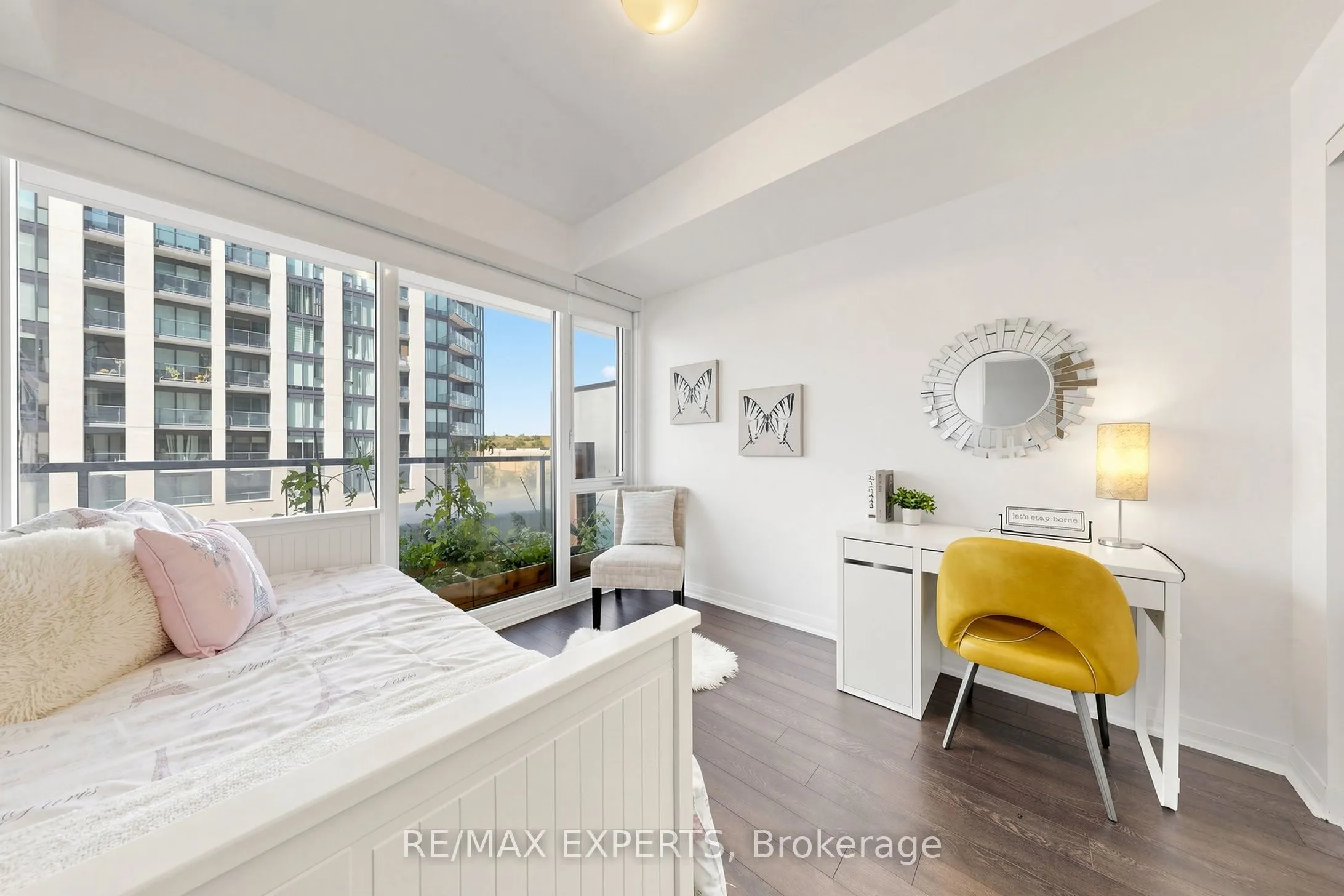 99 Eagle Rock Way #302