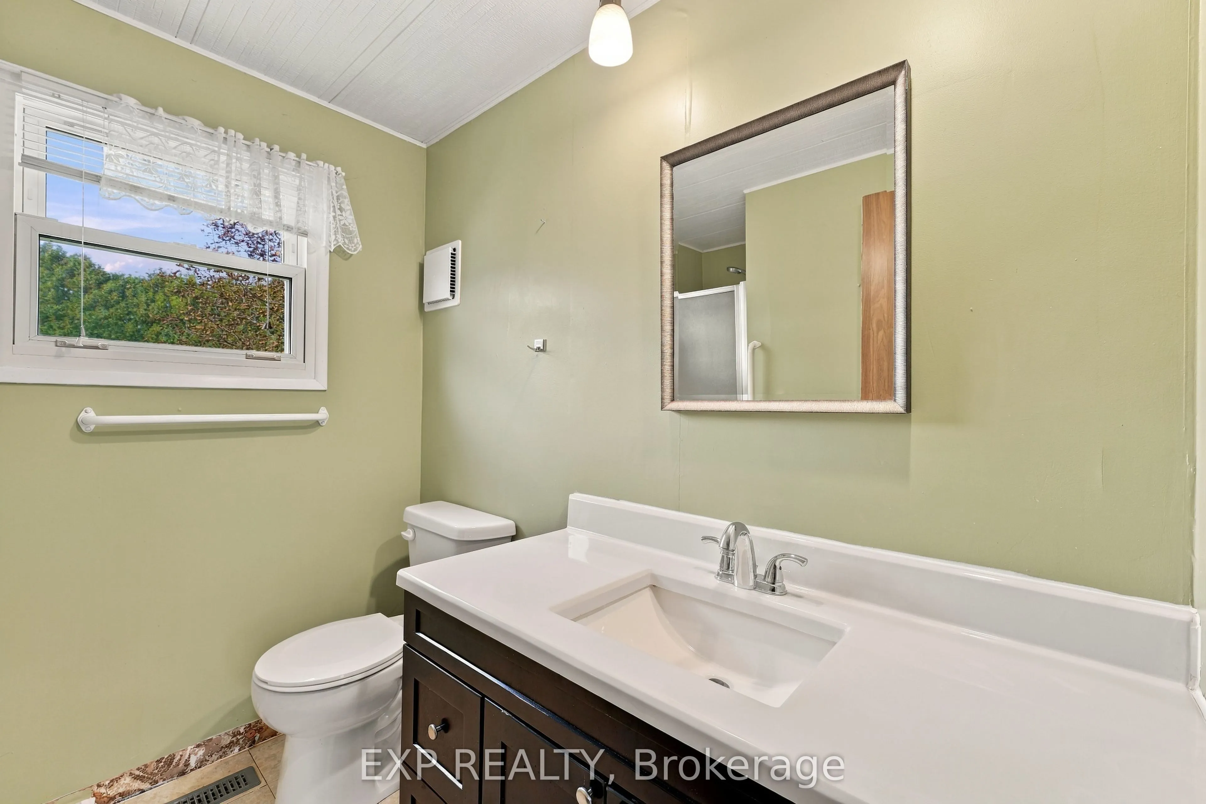 139 Roxanna Drive