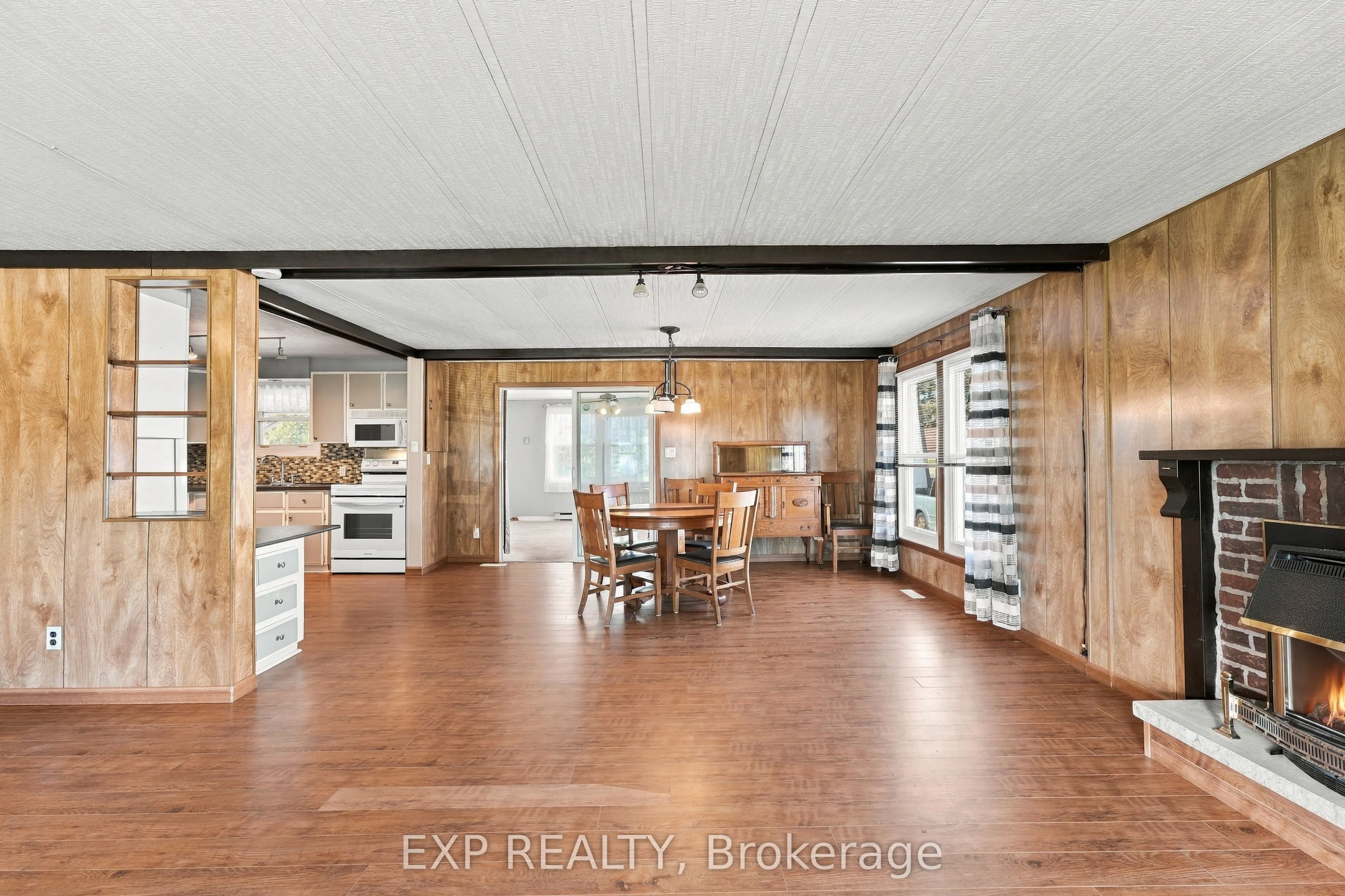 139 Roxanna Drive