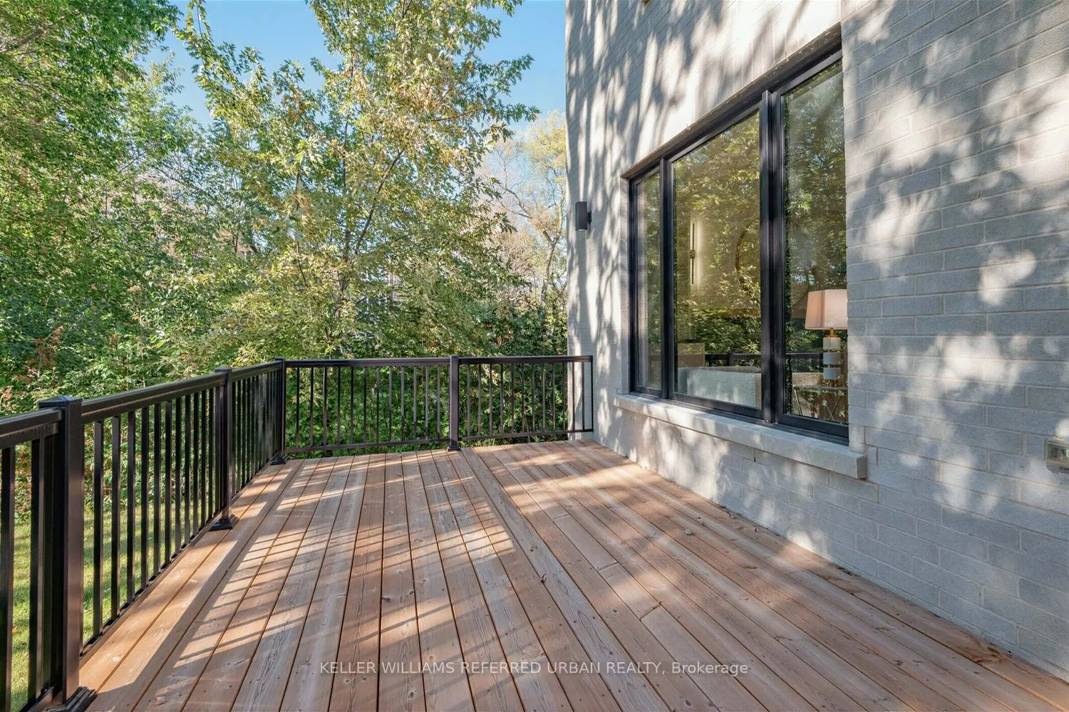 160 Lawrence Avenue