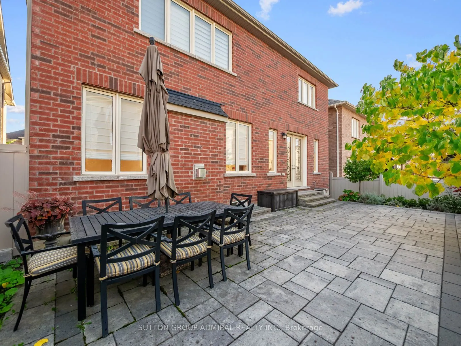 26 Blazing Star Street