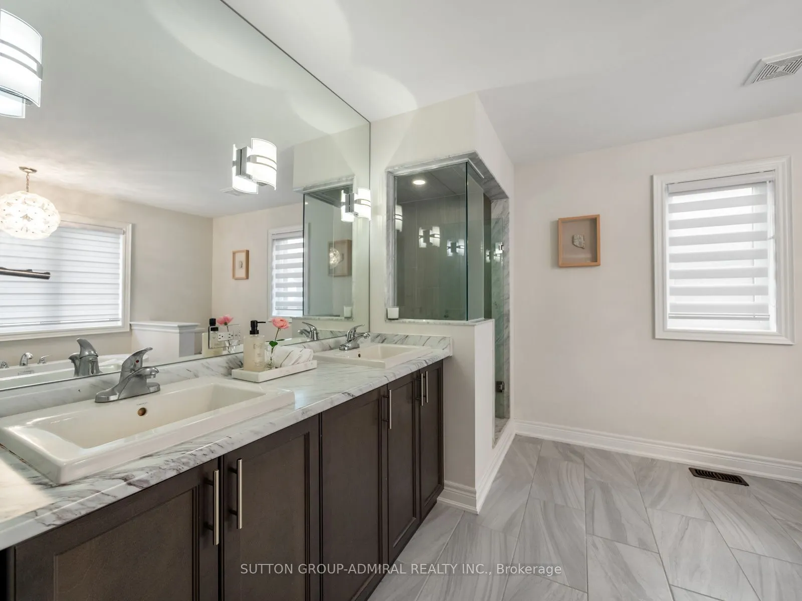 26 Blazing Star Street