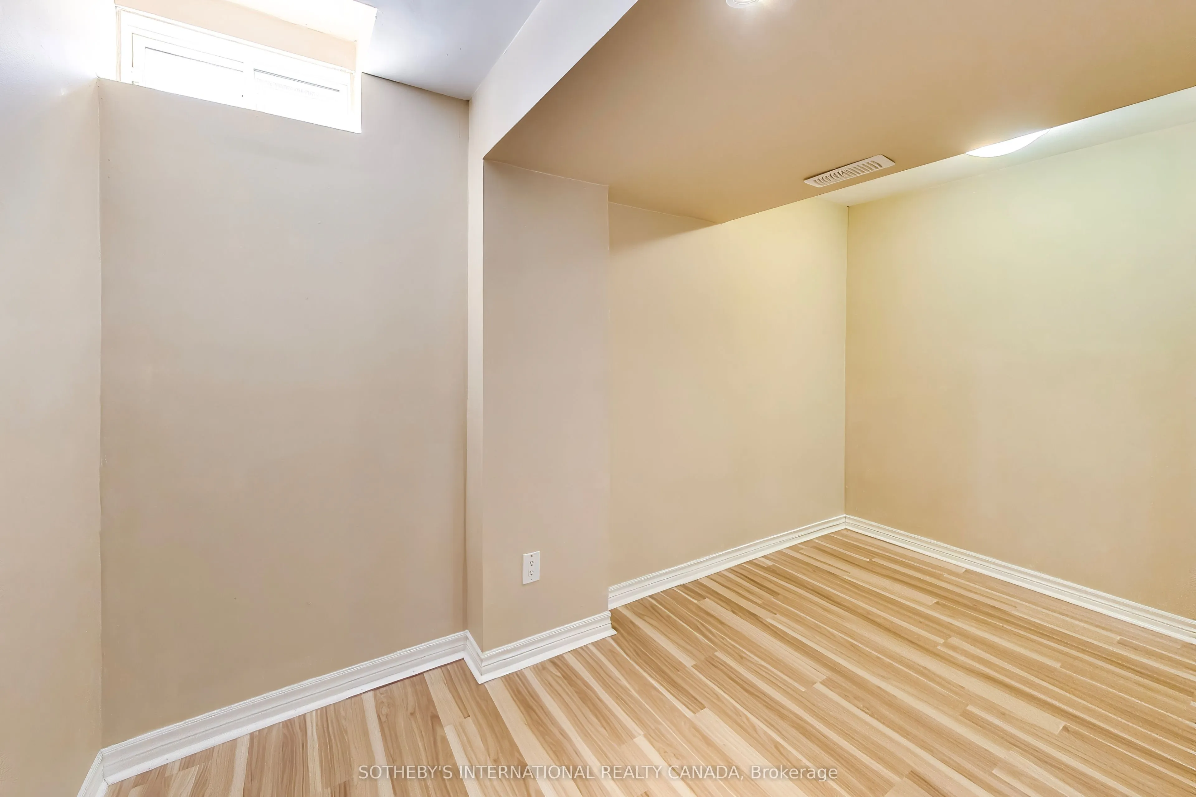 2 Frank Davis Street