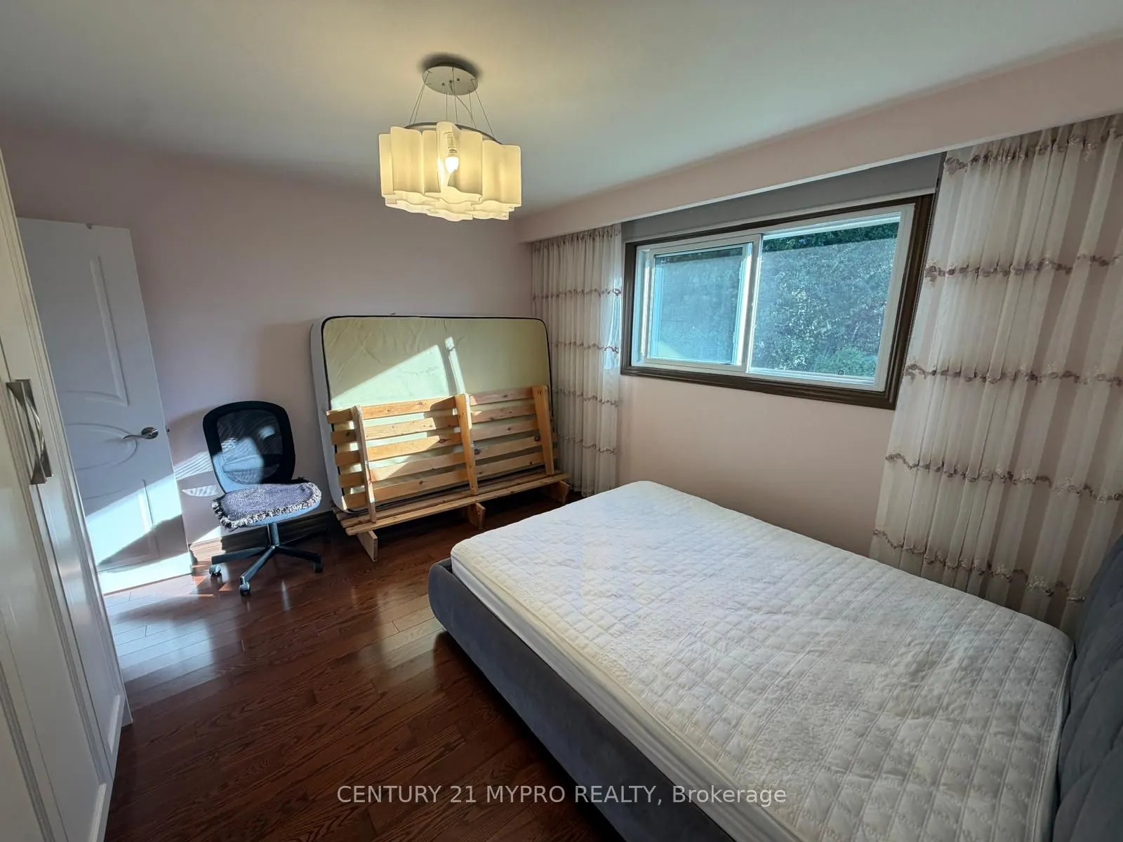 141 Henderson Avenue #2nd Bedroom