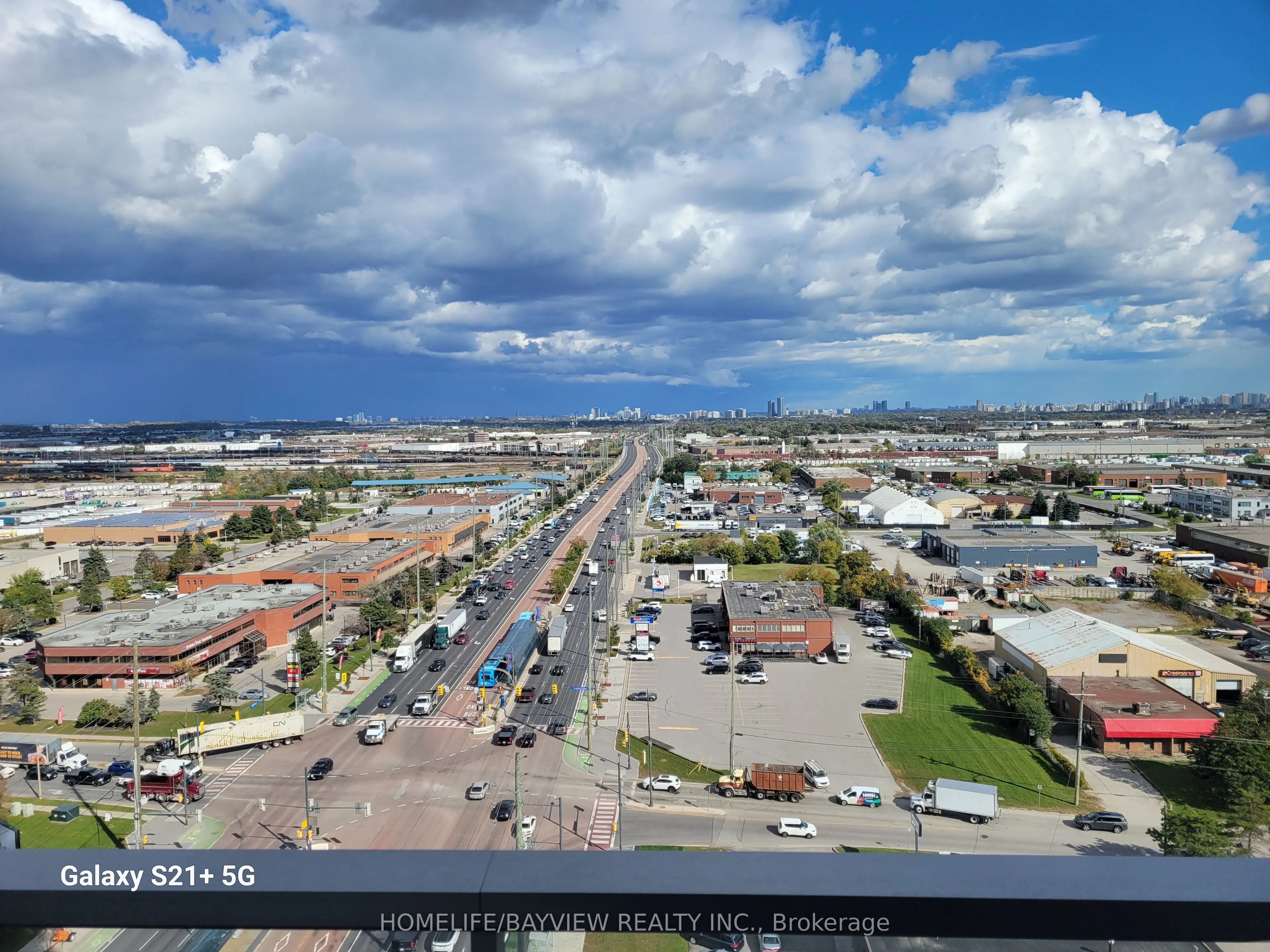 5 Meadowdale Road #1402