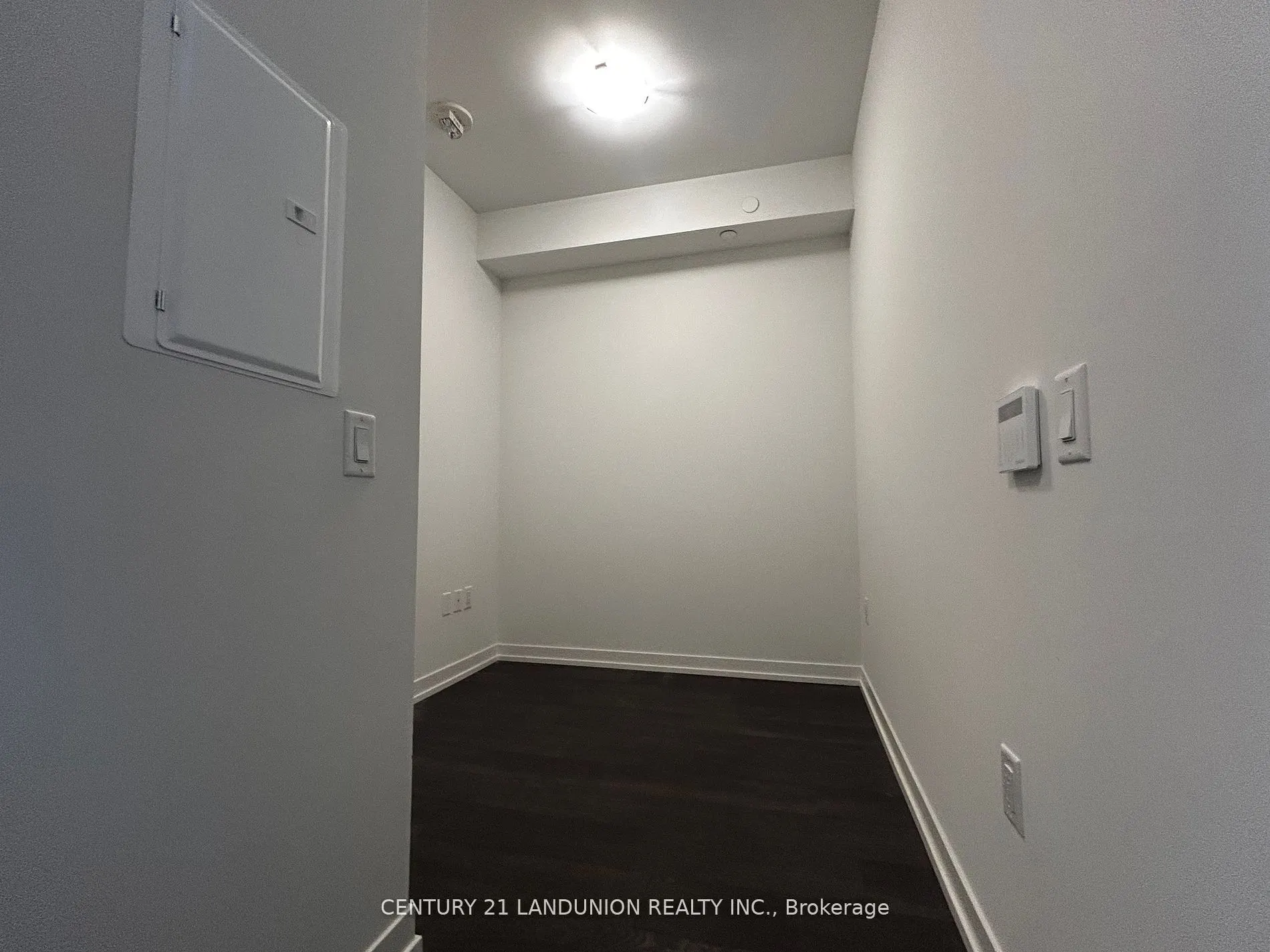 3 Rosewater Street #501W