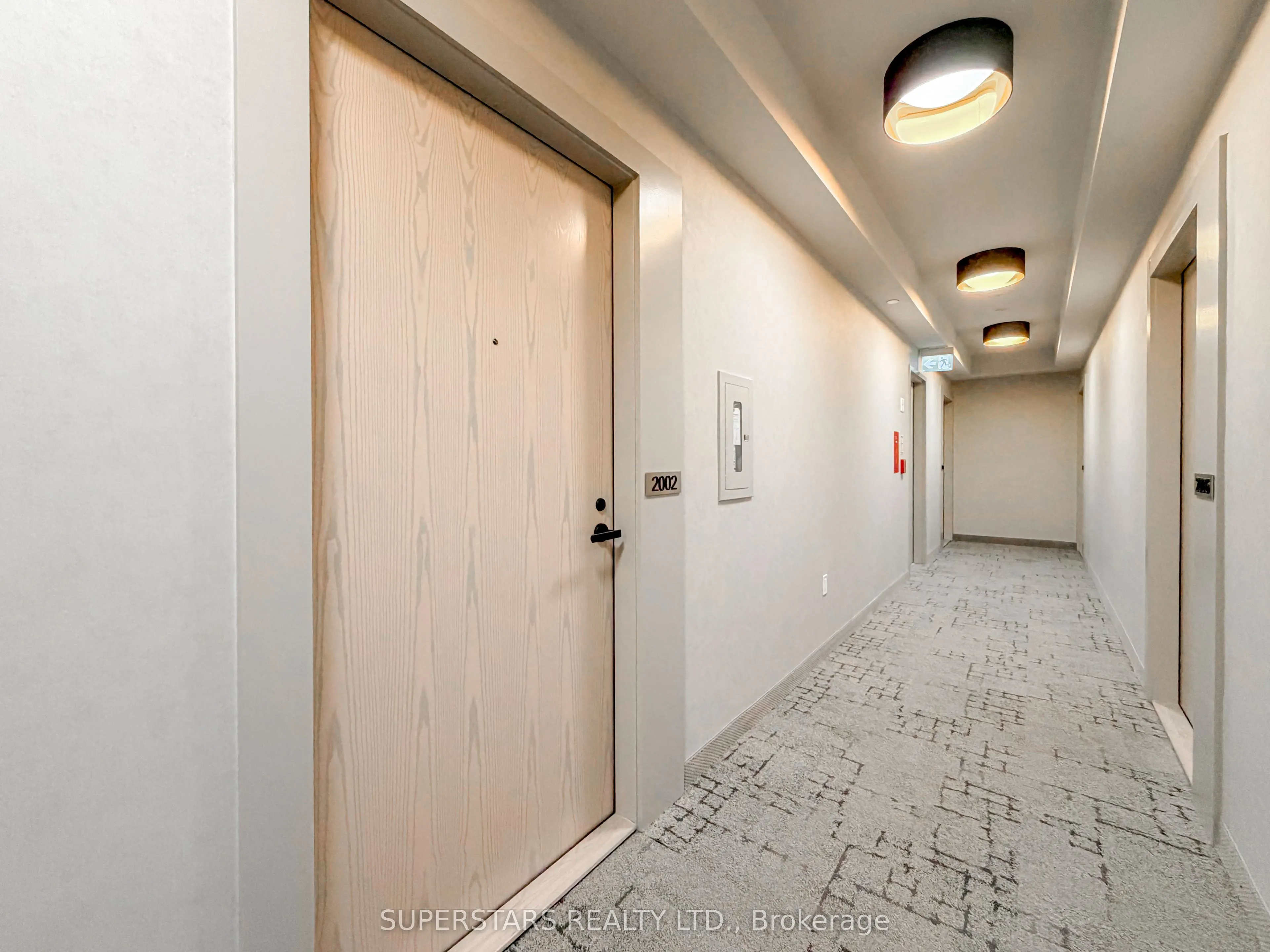 28 Interchange Way #2002