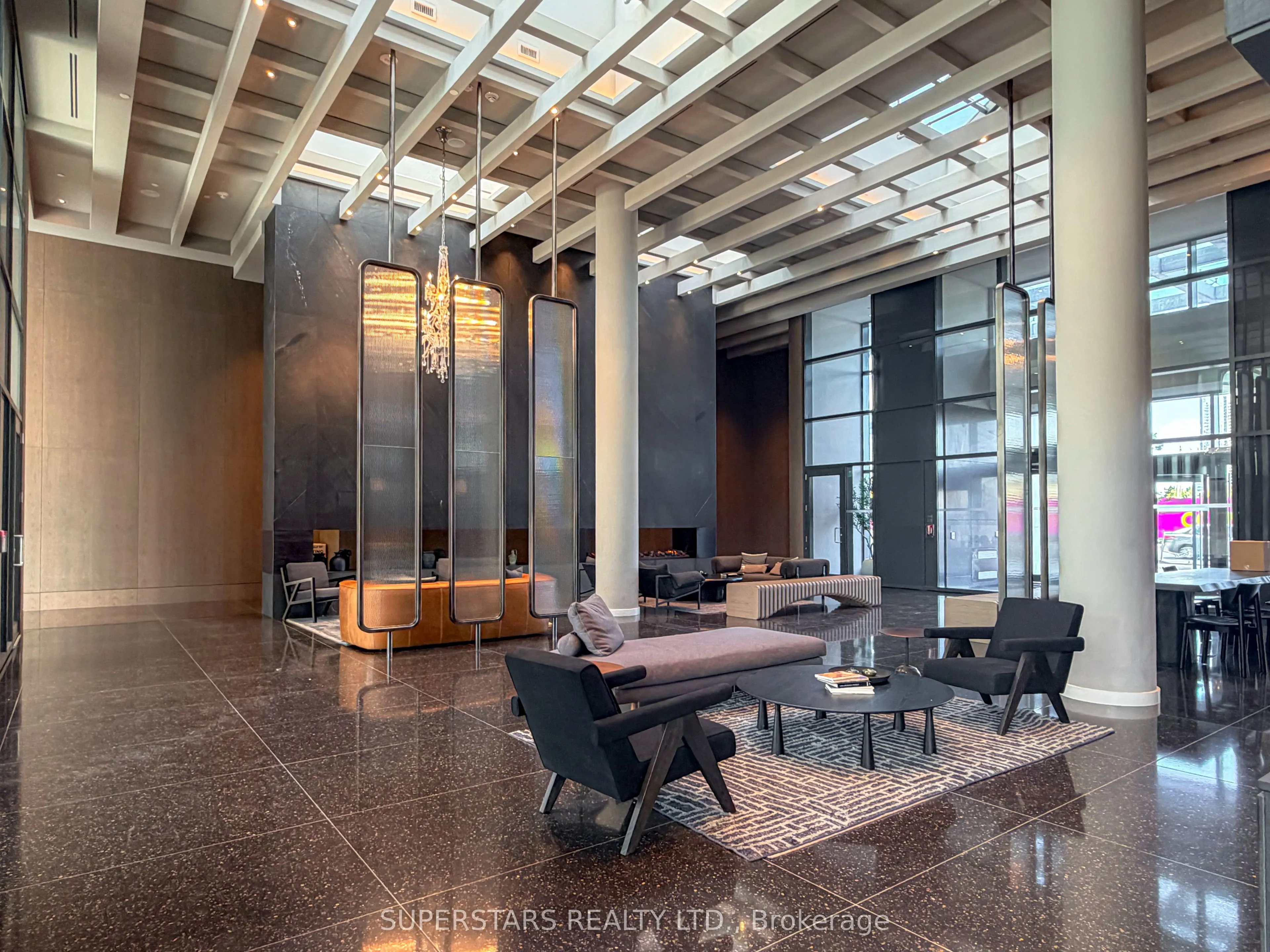 28 Interchange Way #2002