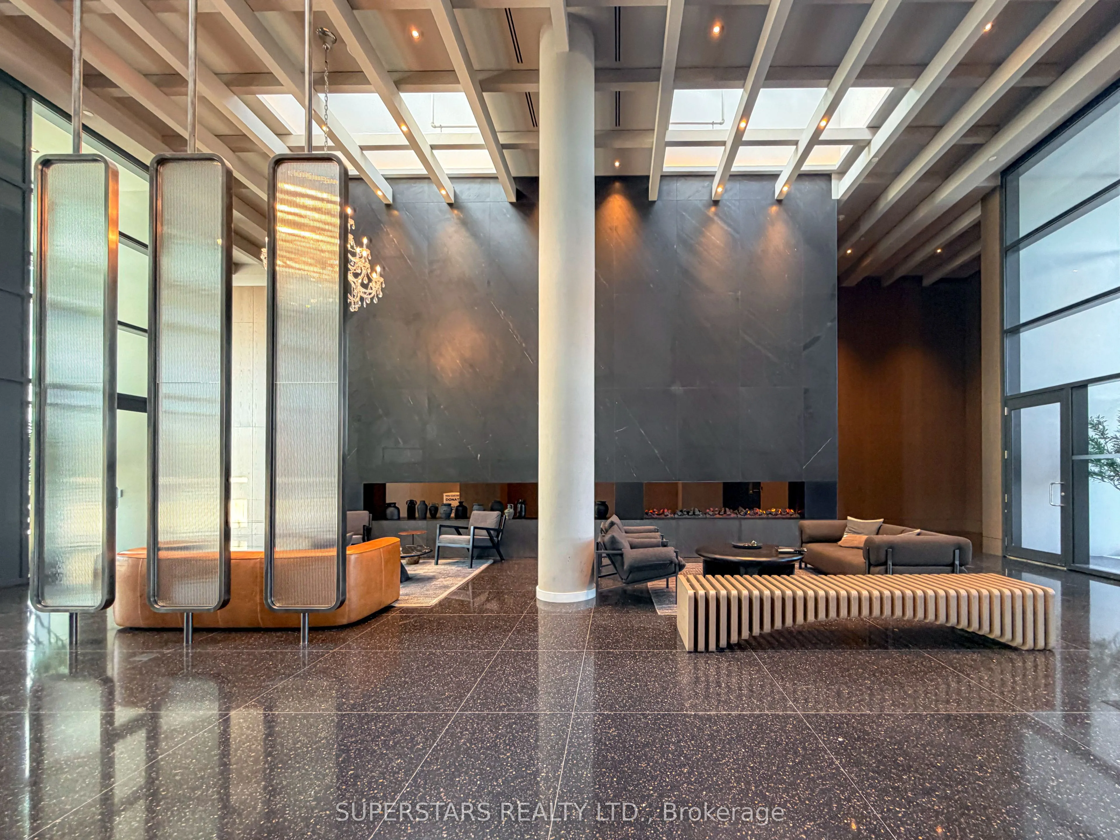 28 Interchange Way #2002